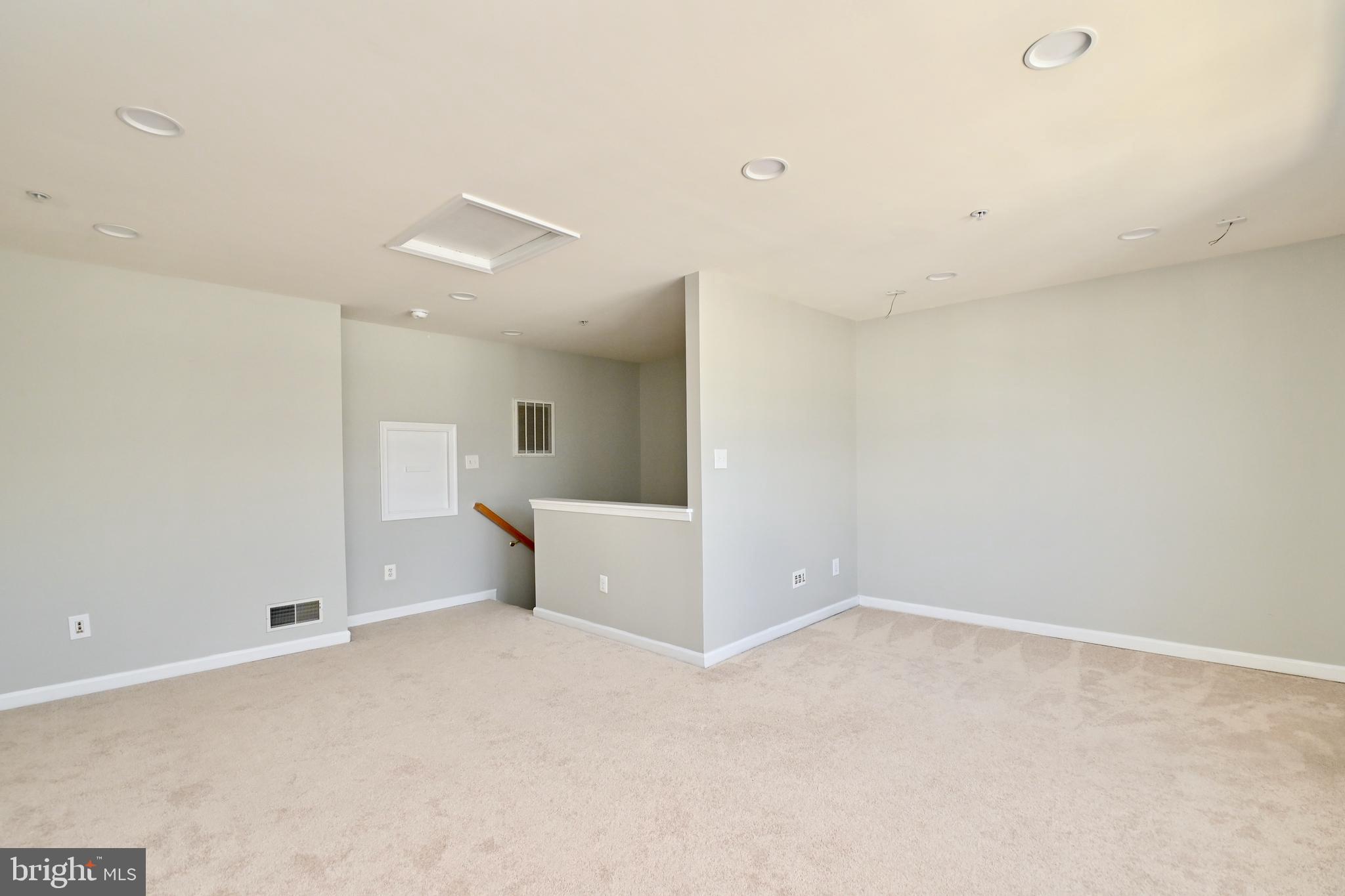 SUMMERS GROVE - Residential Lease