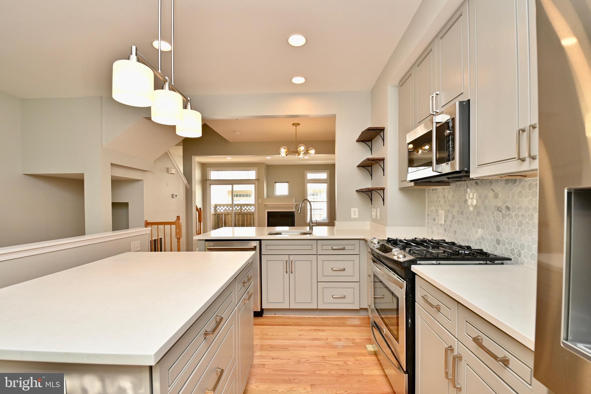 SUMMERS GROVE - Residential Lease