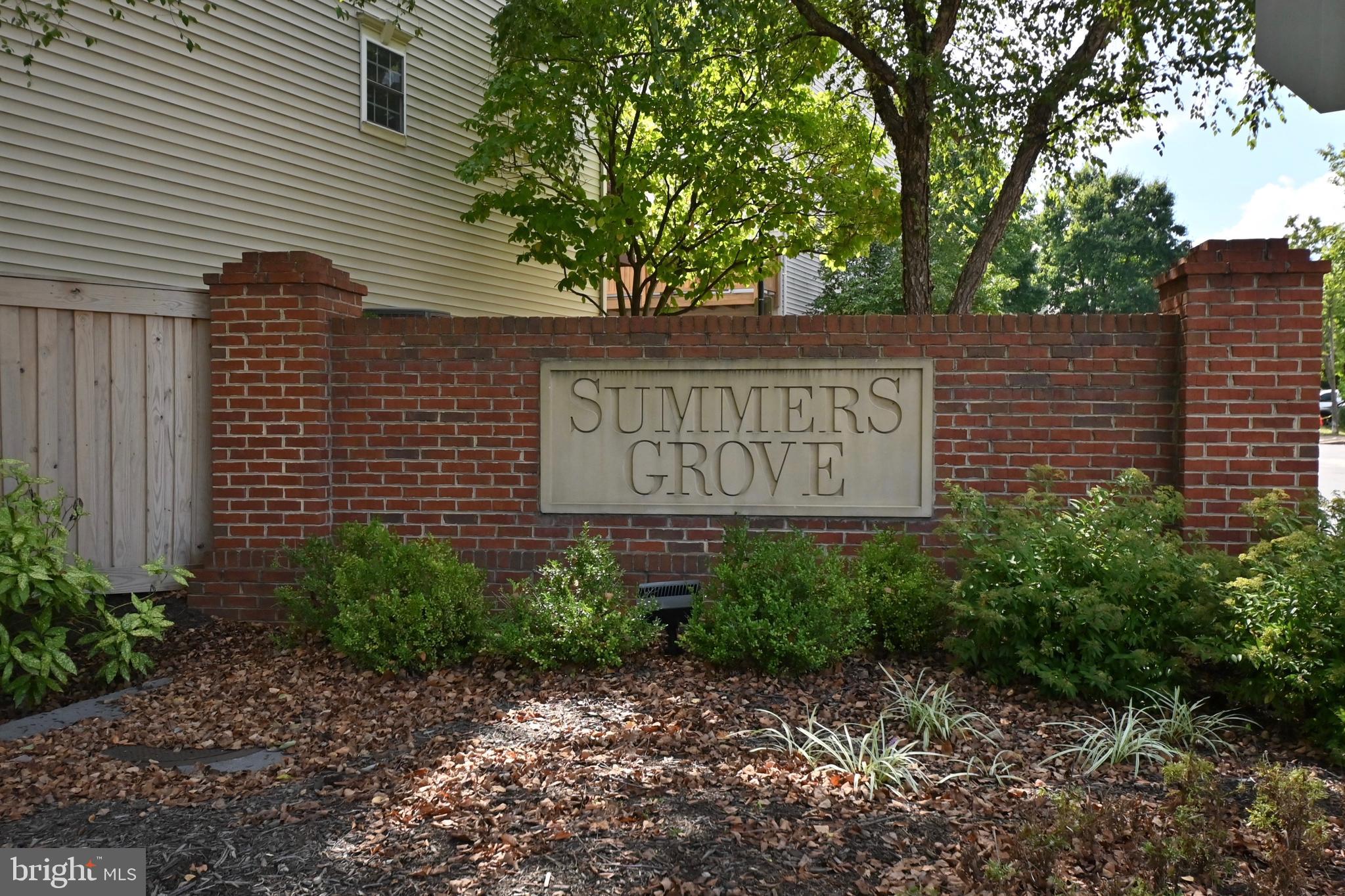 SUMMERS GROVE - Residential Lease