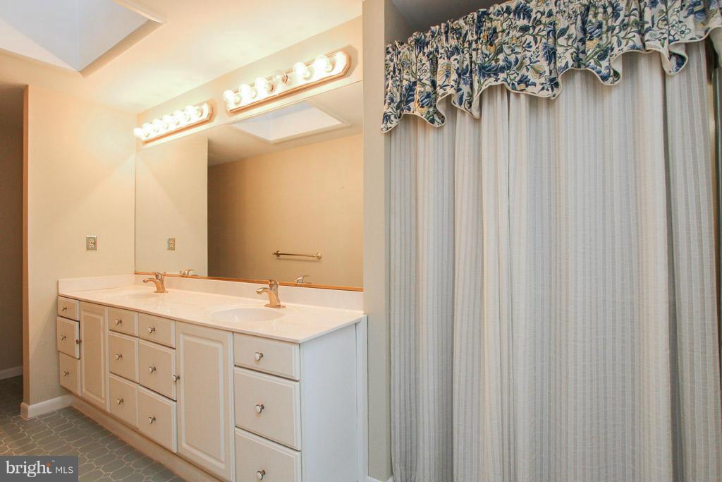 SOUTH HAVEN BEACH - Residential