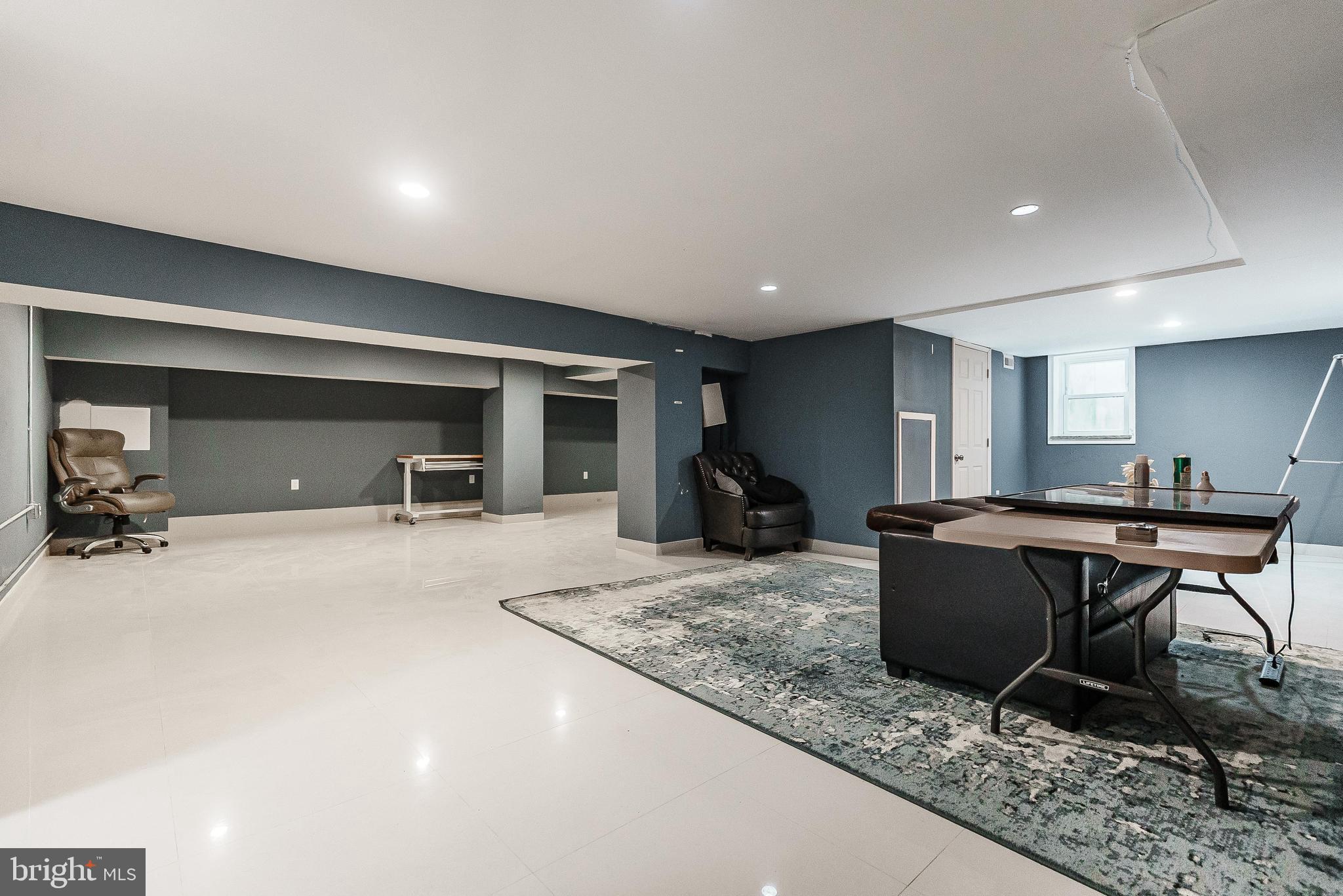 LANSDOWNE - Residential