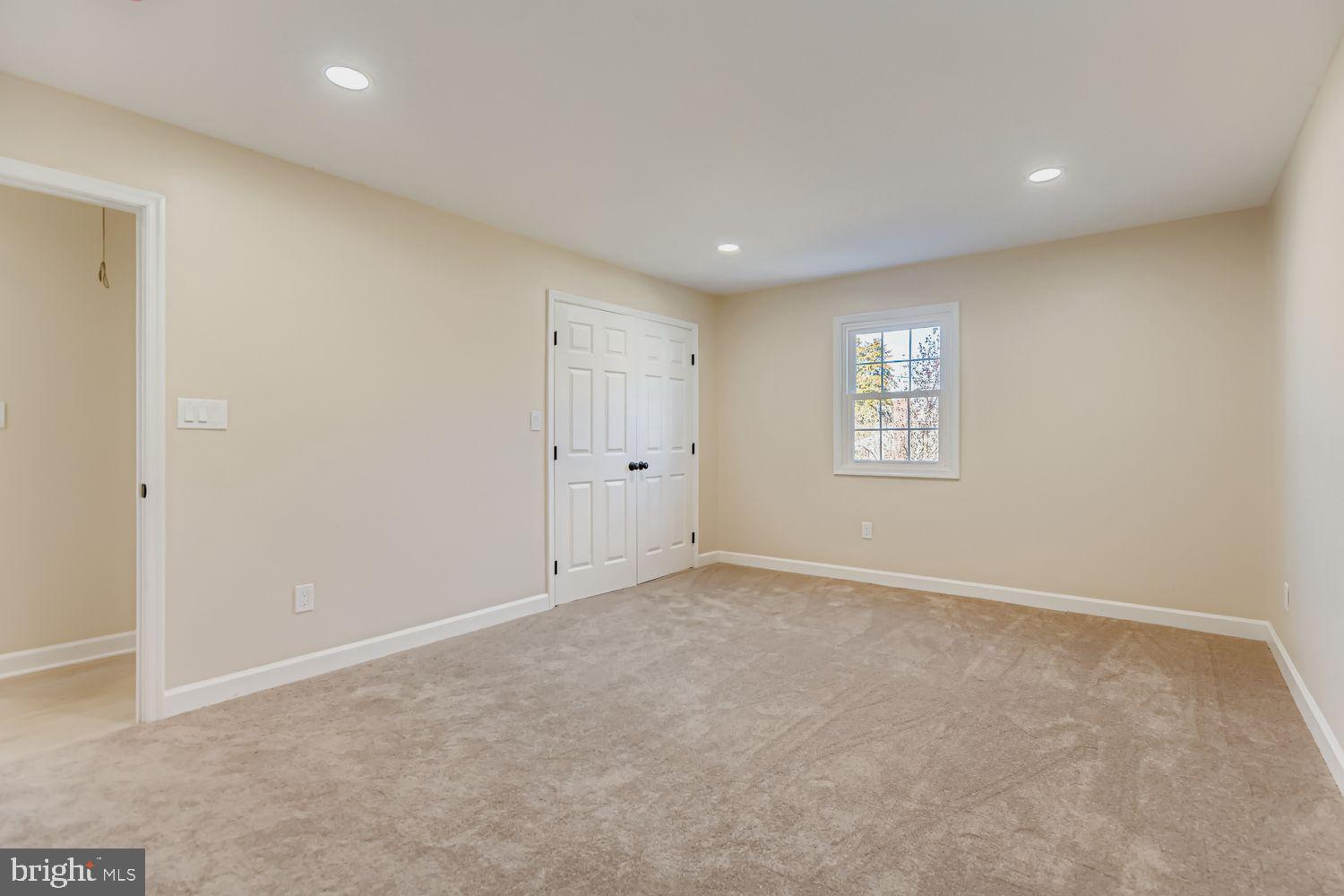 ESSEX - Residential
