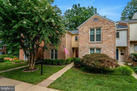 Photo of 1956 Hopewood Drive, FALLS CHURCH, VA 22043 (MLS # VAFX2333804)