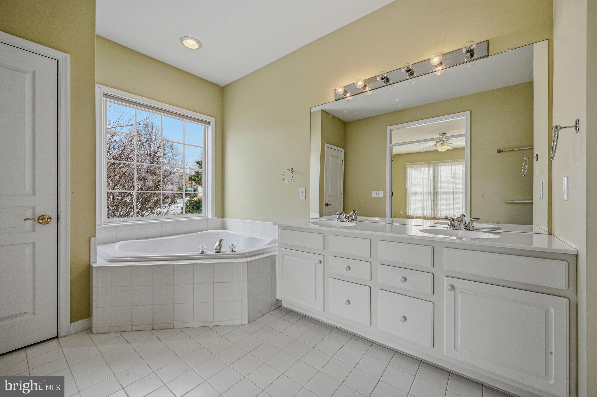 TRADITIONS AT LONG - Residential