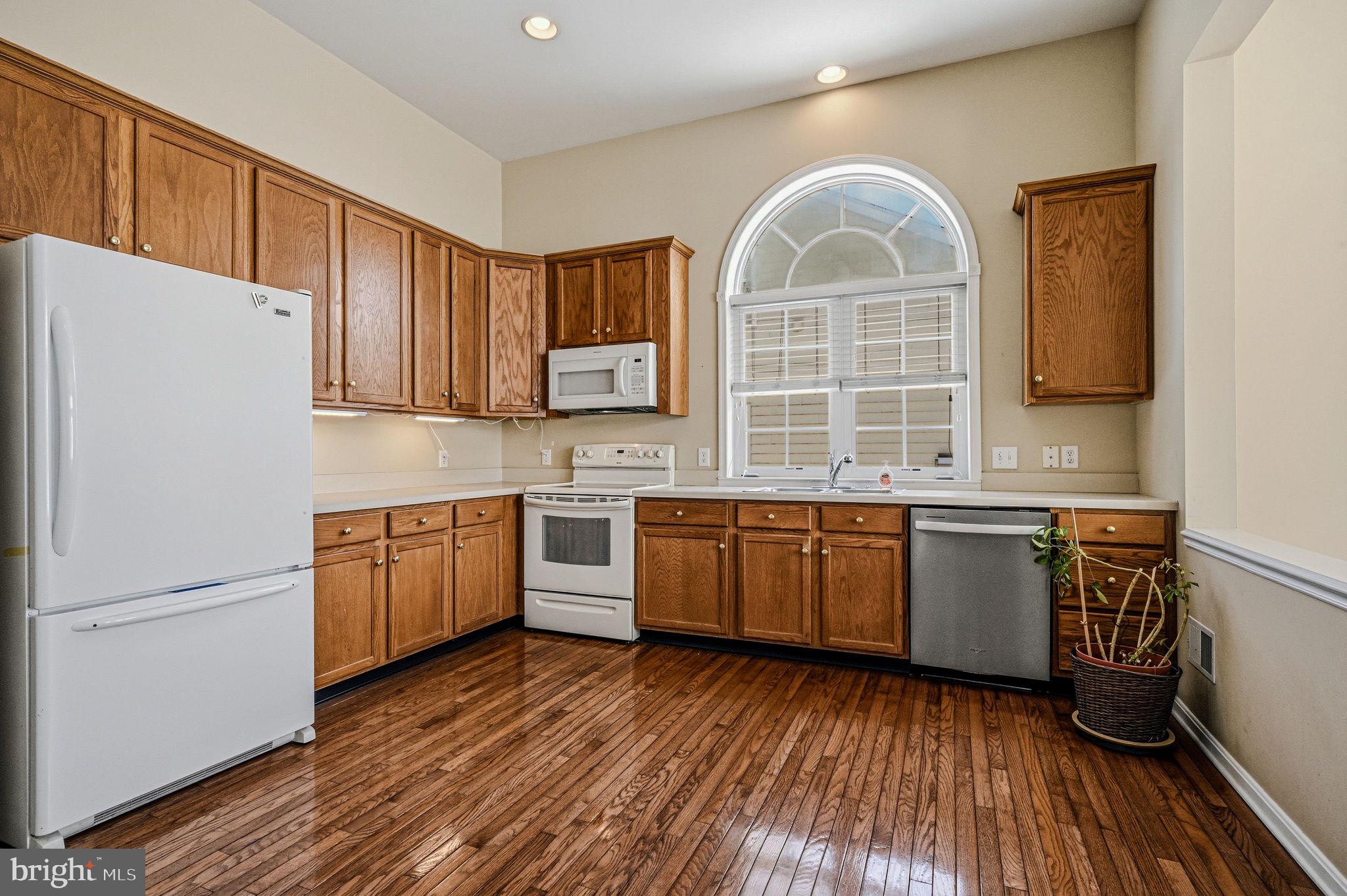 TRADITIONS AT LONG - Residential