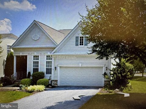 101 VIOLET DRIVE KENNETT SQUARE PA 19348