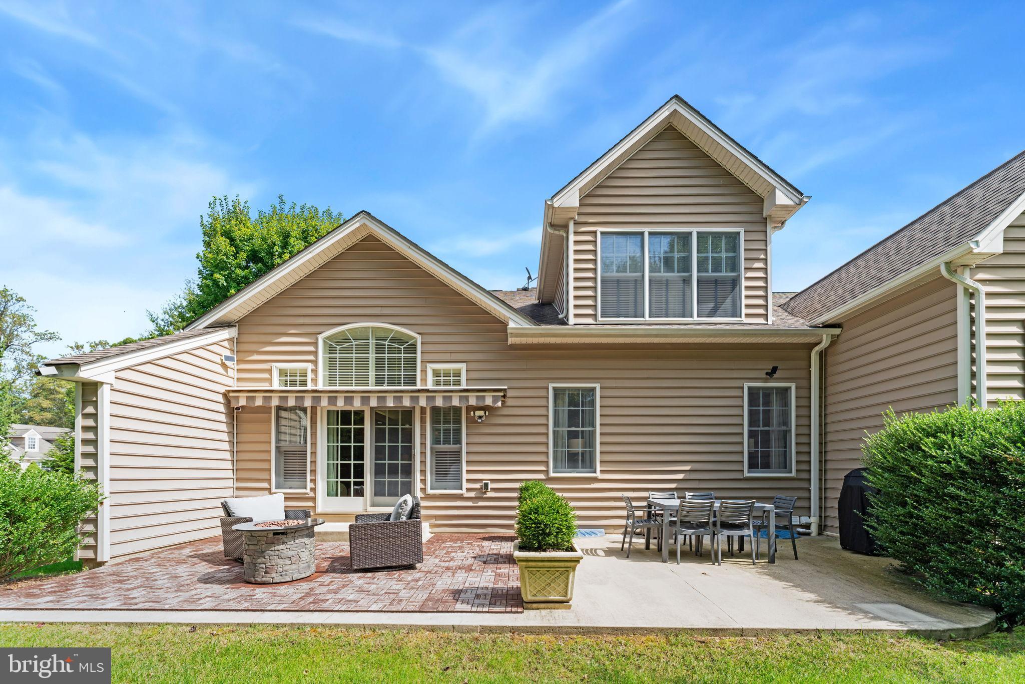 GRAND OAKS - Residential