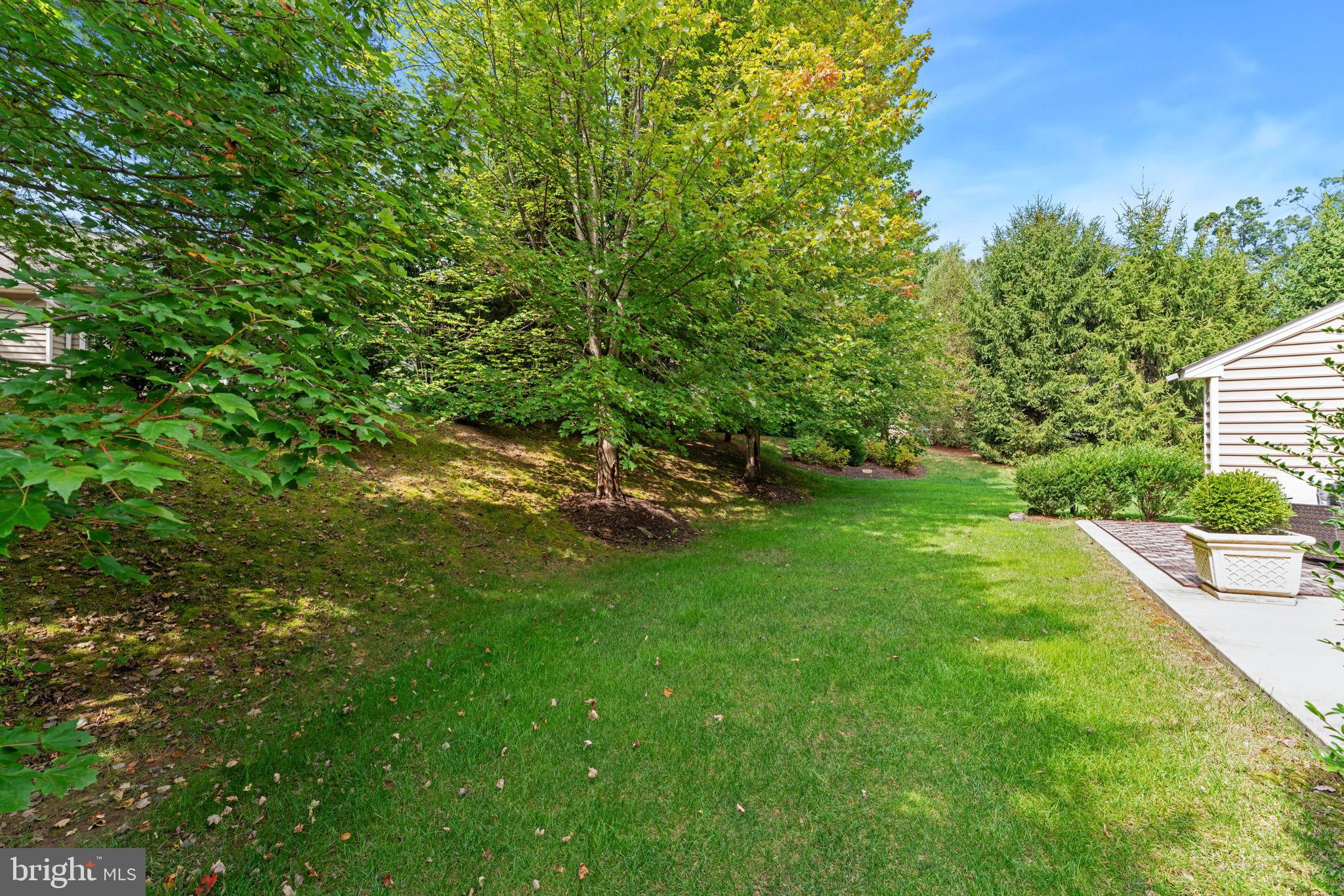 GRAND OAKS - Residential