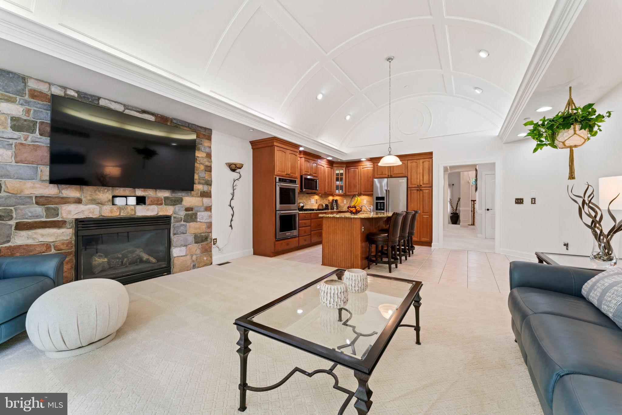 GRAND OAKS - Residential