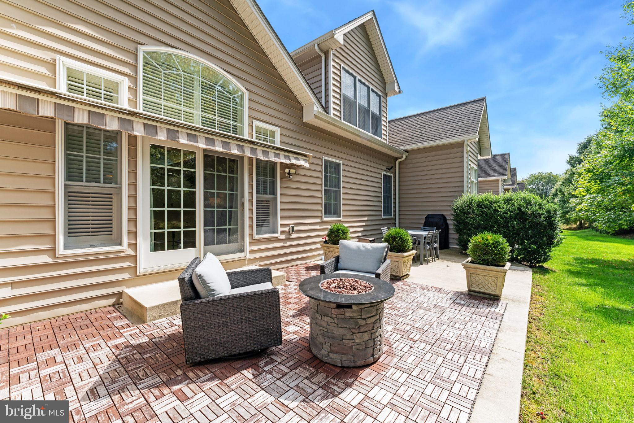 GRAND OAKS - Residential