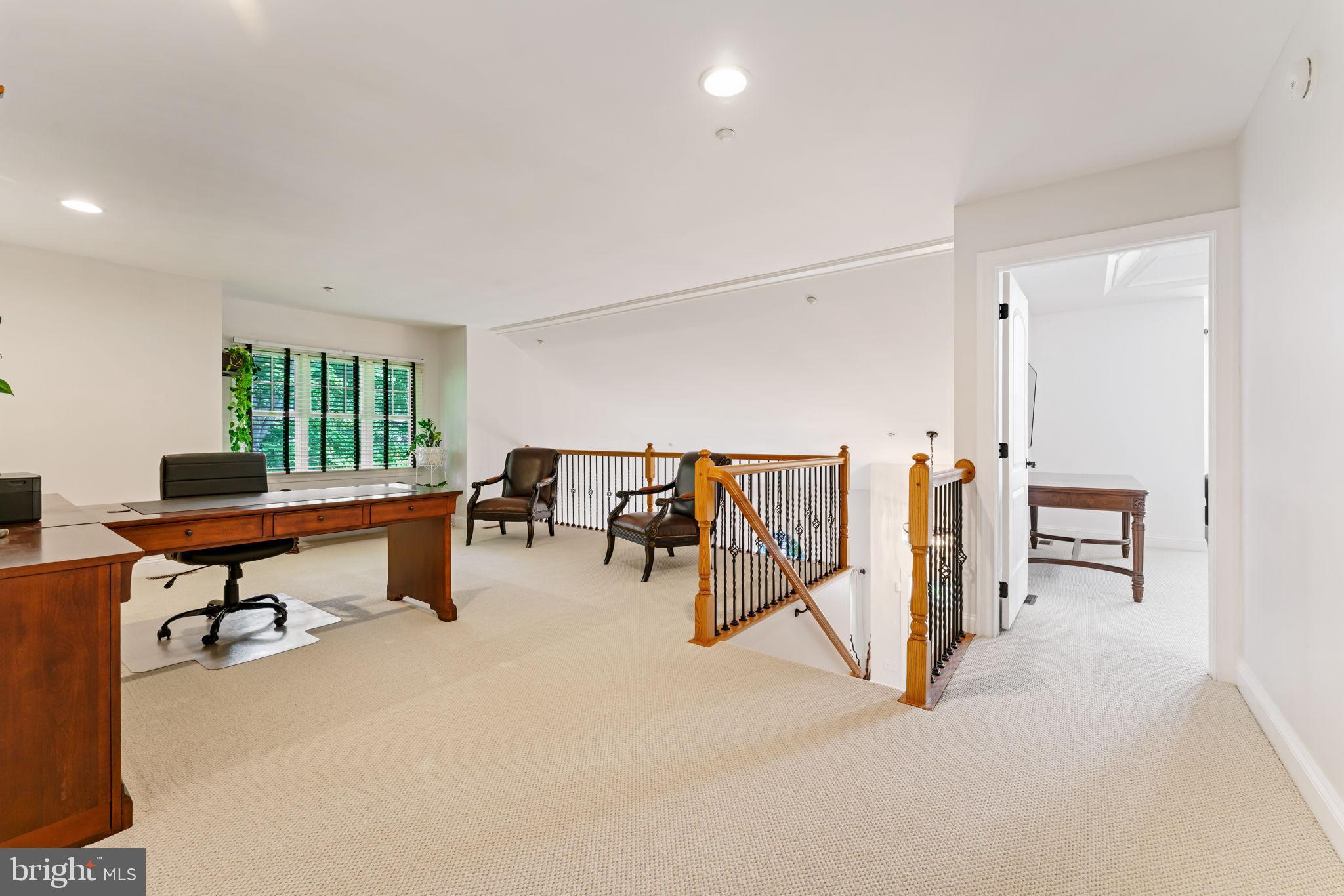 GRAND OAKS - Residential