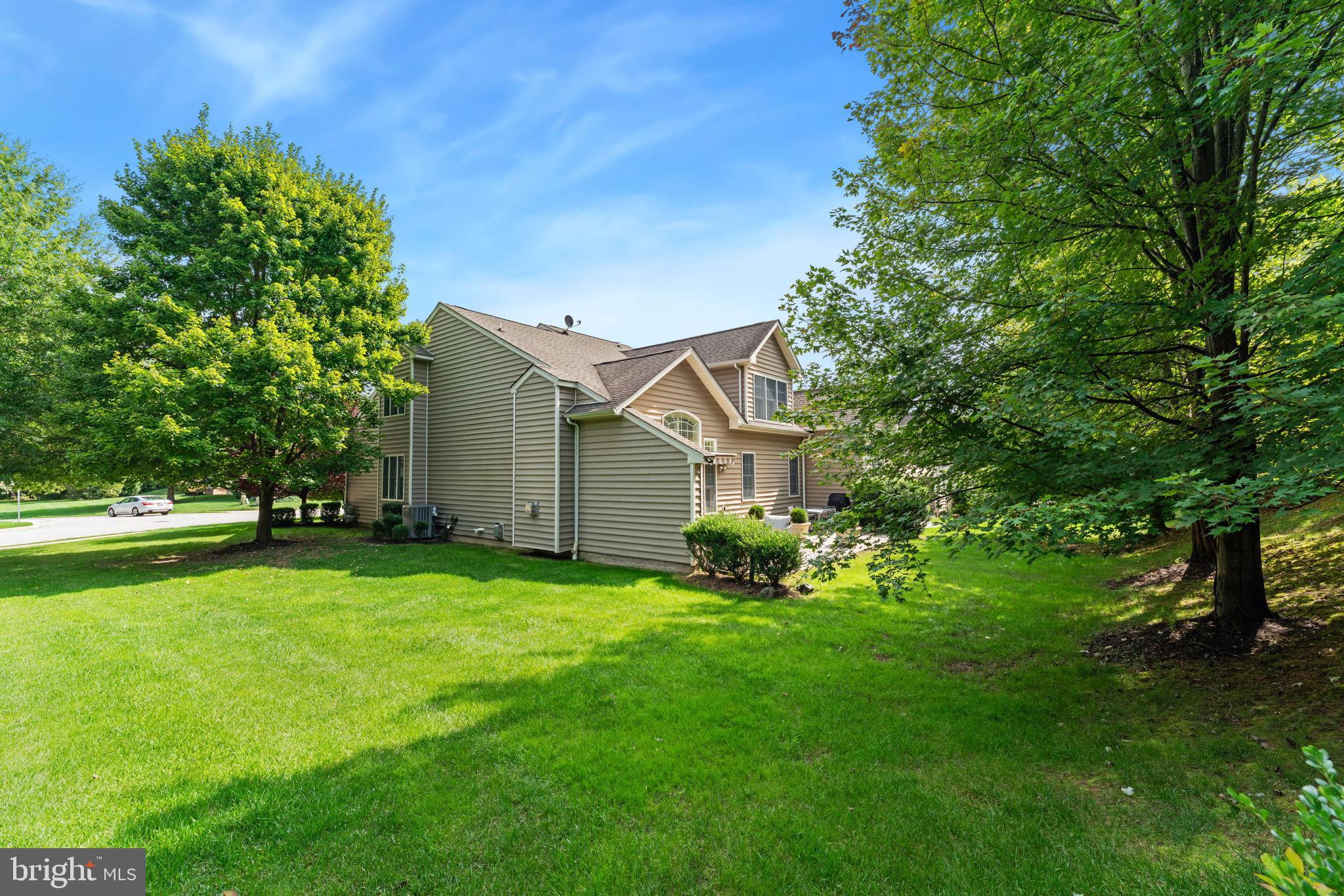 GRAND OAKS - Residential