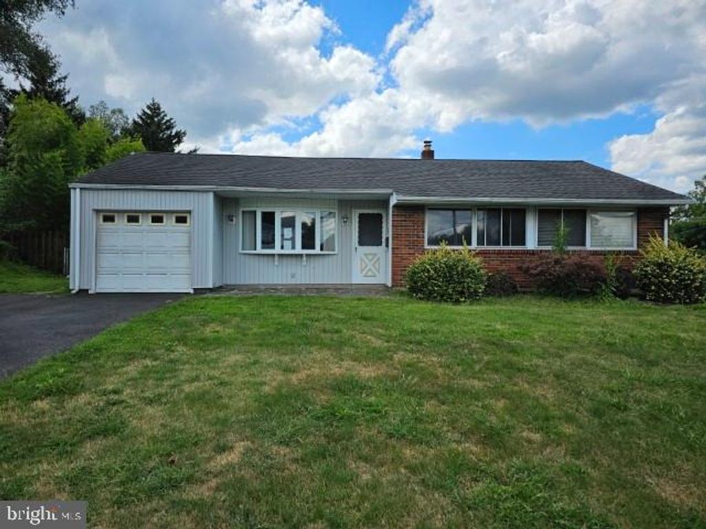 Photo of 503 W Pine Street, FEASTERVILLE TREVOSE, PA 19053 (MLS # PABU2106280)