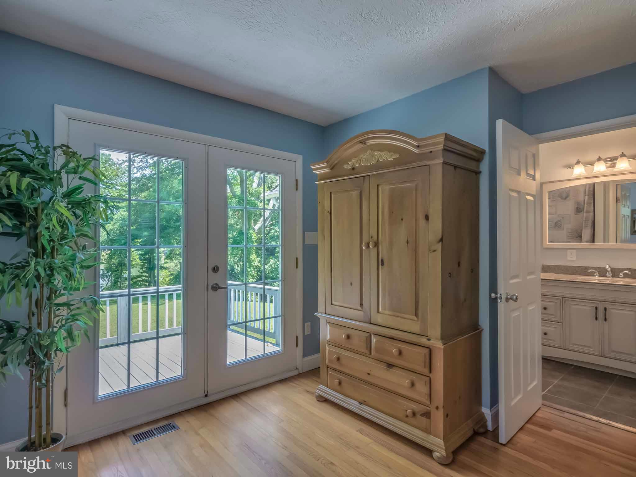 TOWN CREEK - Residential