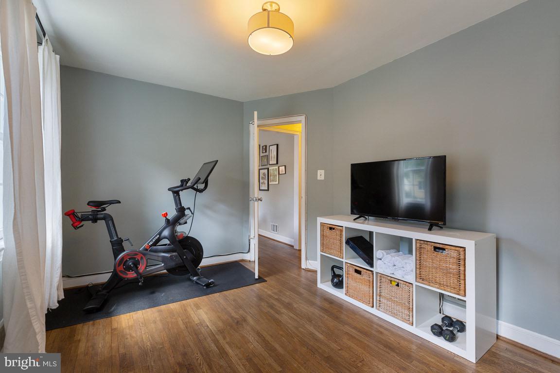 CAMERON HEIGHTS - Residential