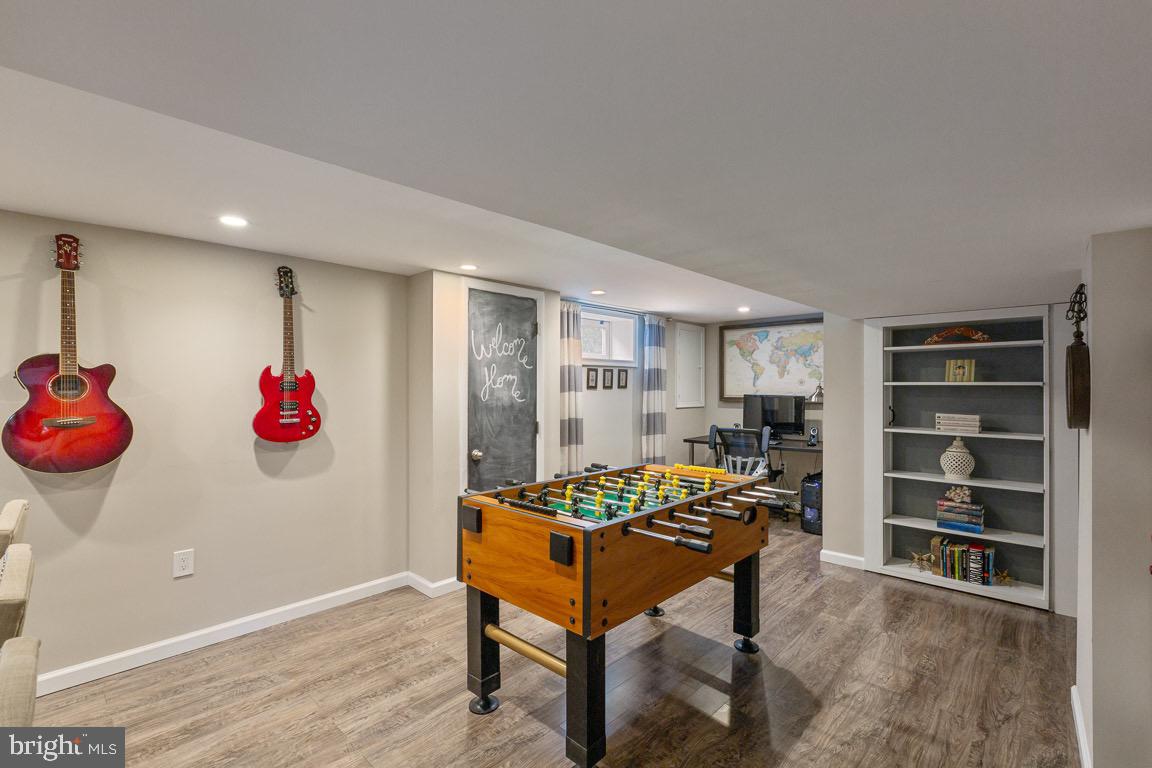 CAMERON HEIGHTS - Residential