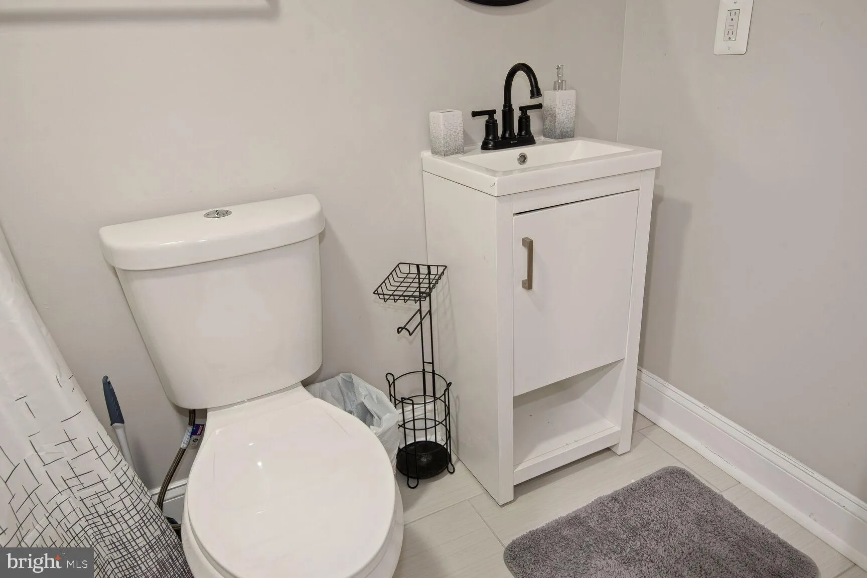 Baltimore, Maryland 21205, United States, 3 Bedrooms Bedrooms, ,3 BathroomsBathrooms,Residential,Active,51410