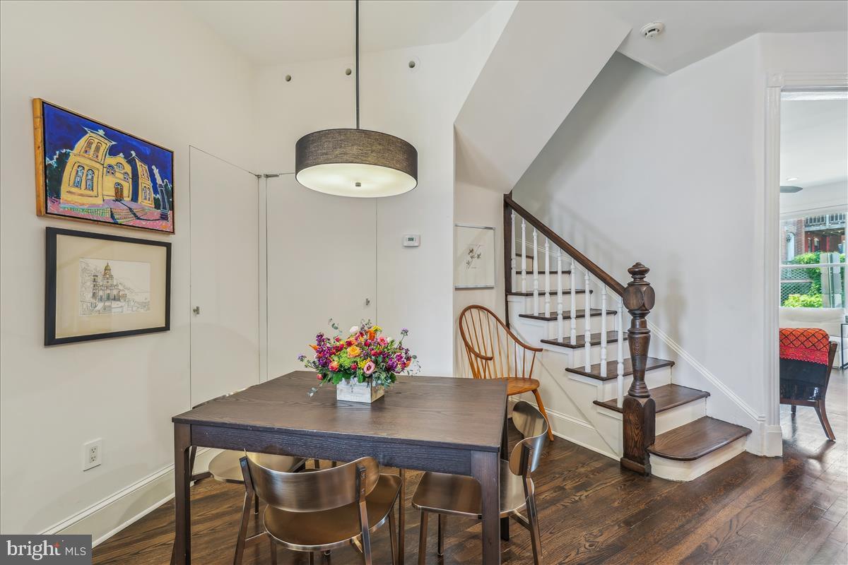1903 4TH STREET NW