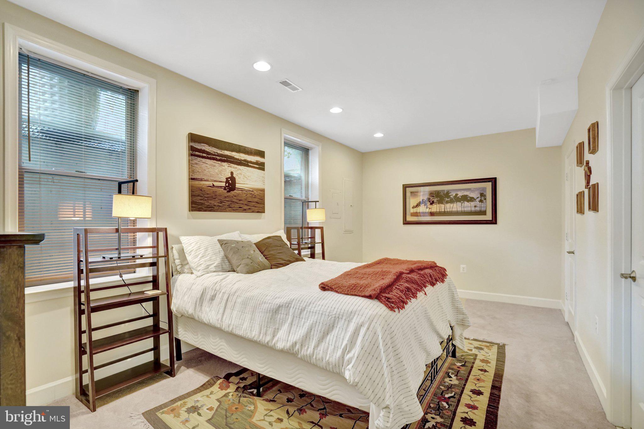 OLD TOWN - Residential