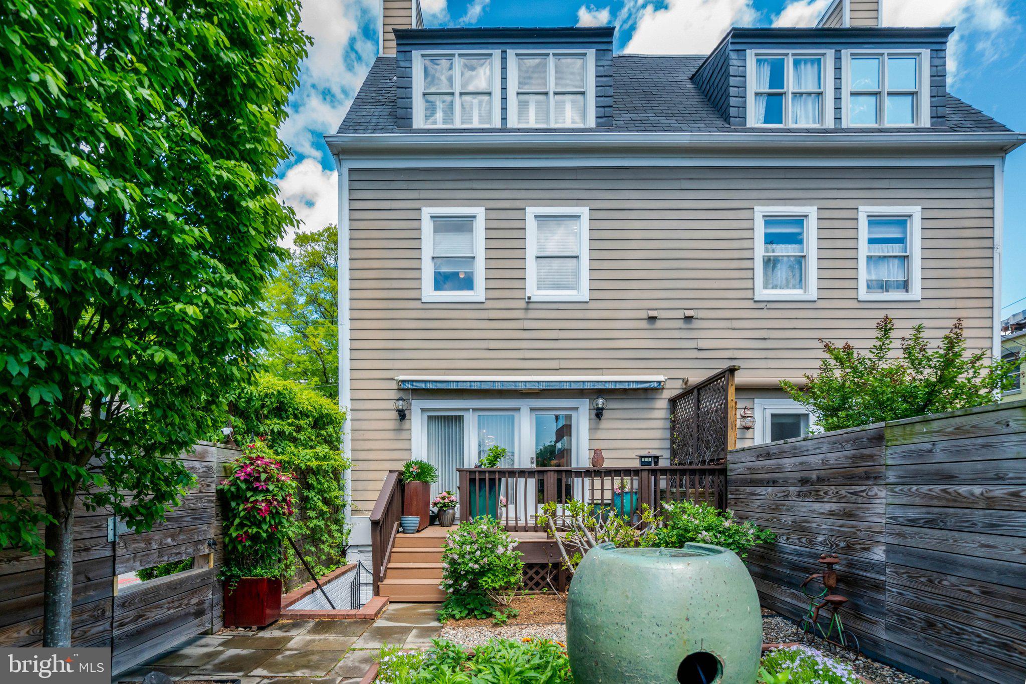 OLD TOWN - Residential