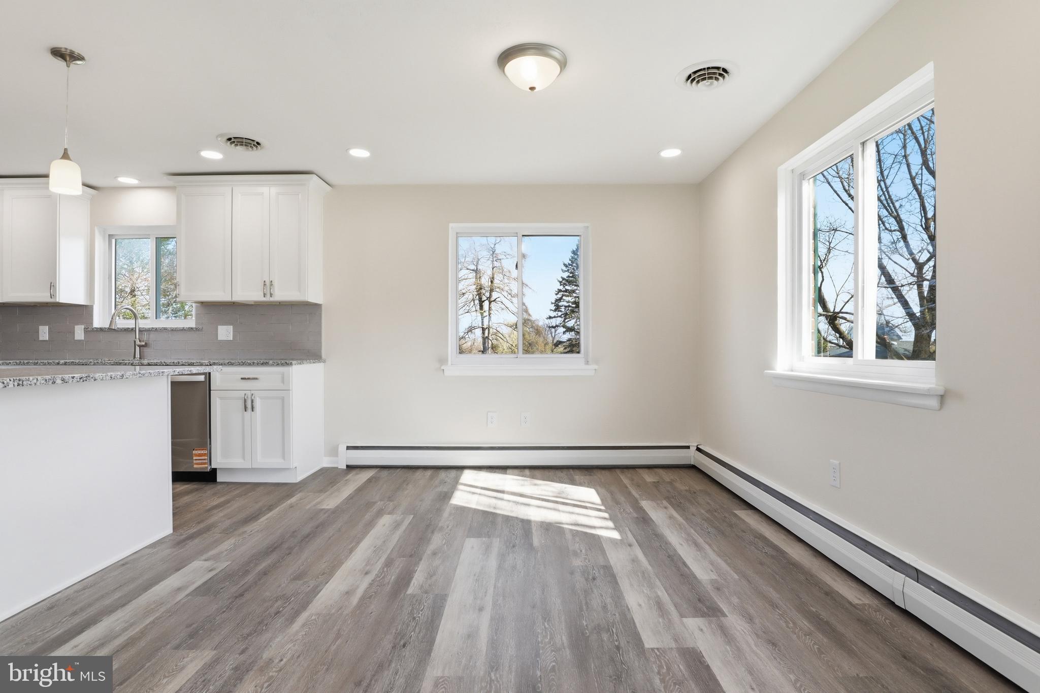 SUNSET TERRACE - Residential