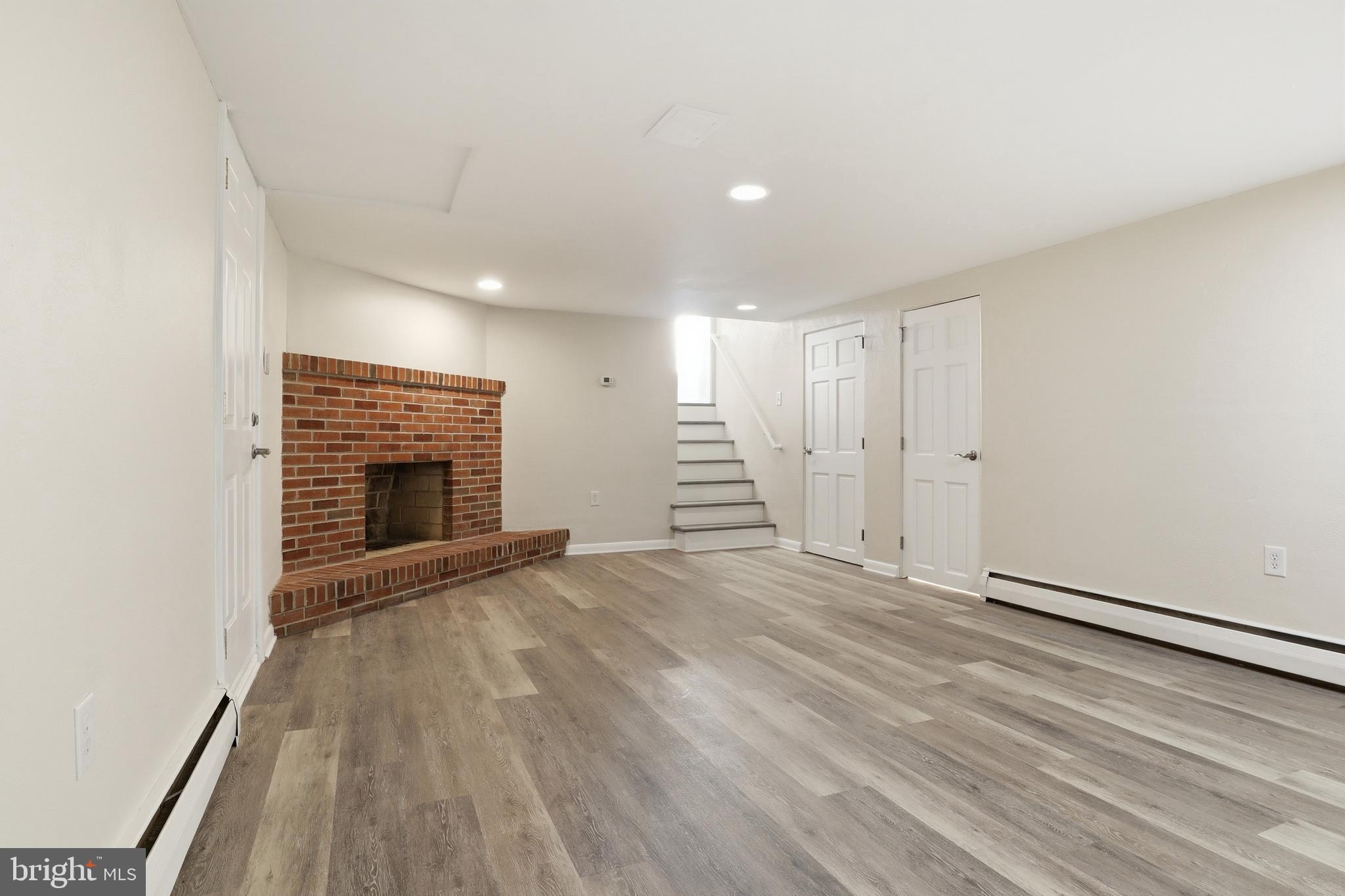 SUNSET TERRACE - Residential