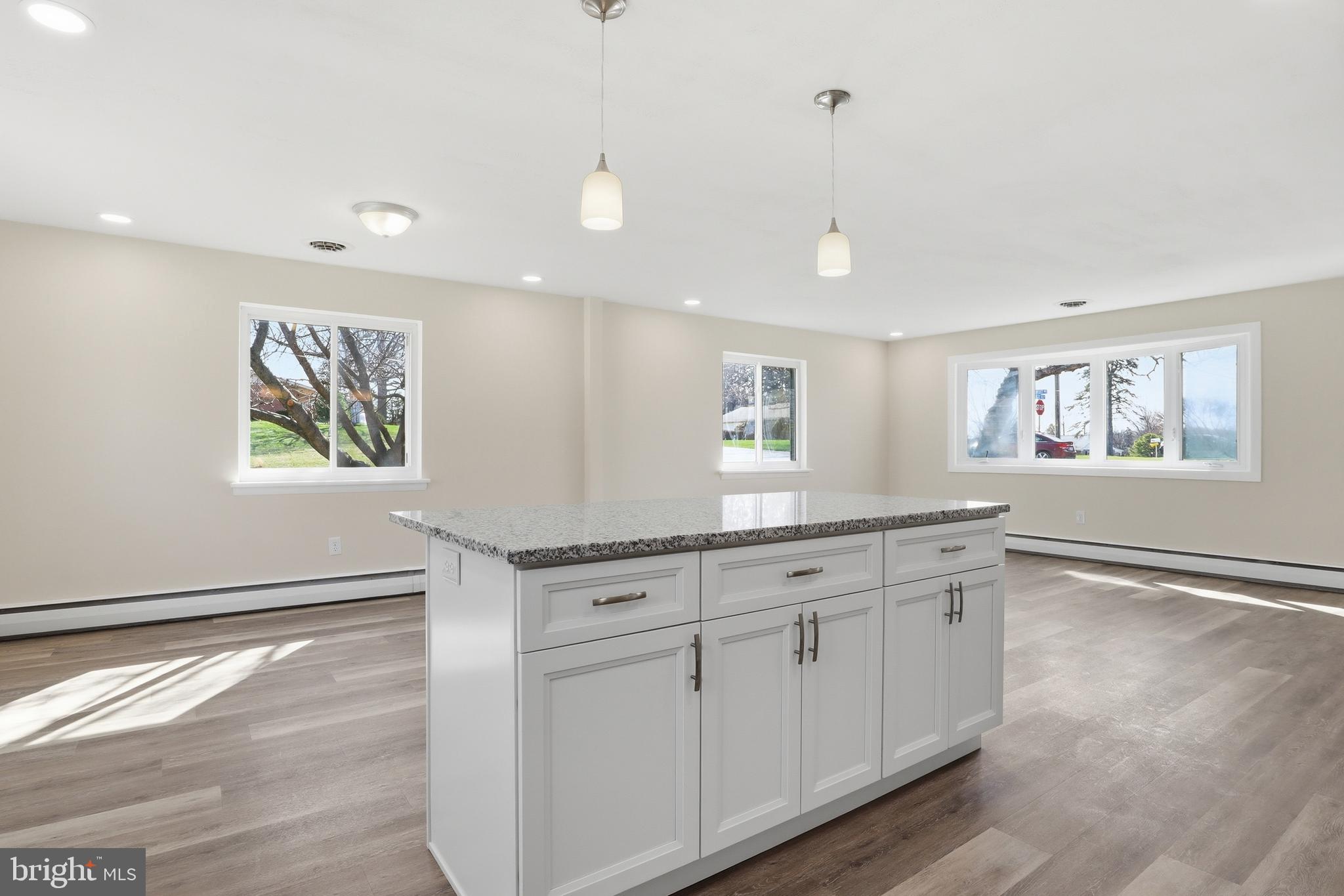 SUNSET TERRACE - Residential