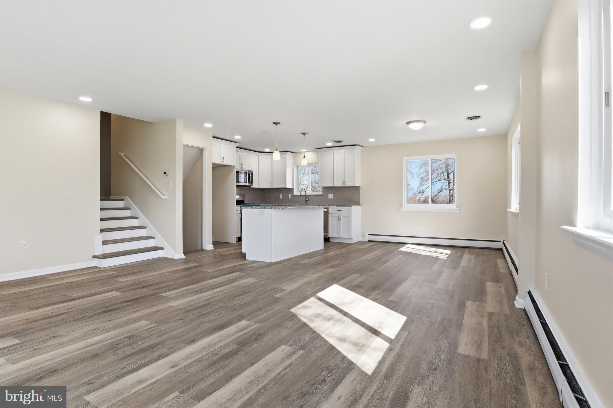 SUNSET TERRACE - Residential