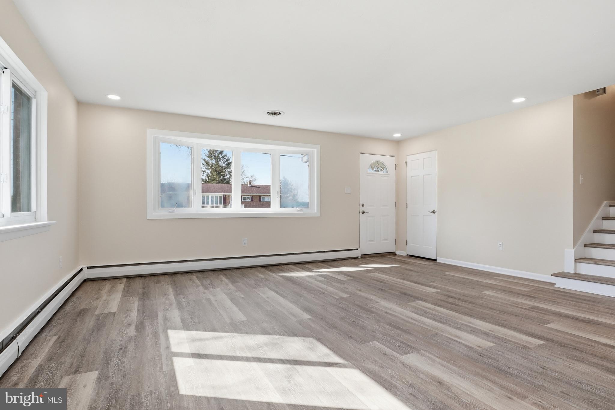 SUNSET TERRACE - Residential