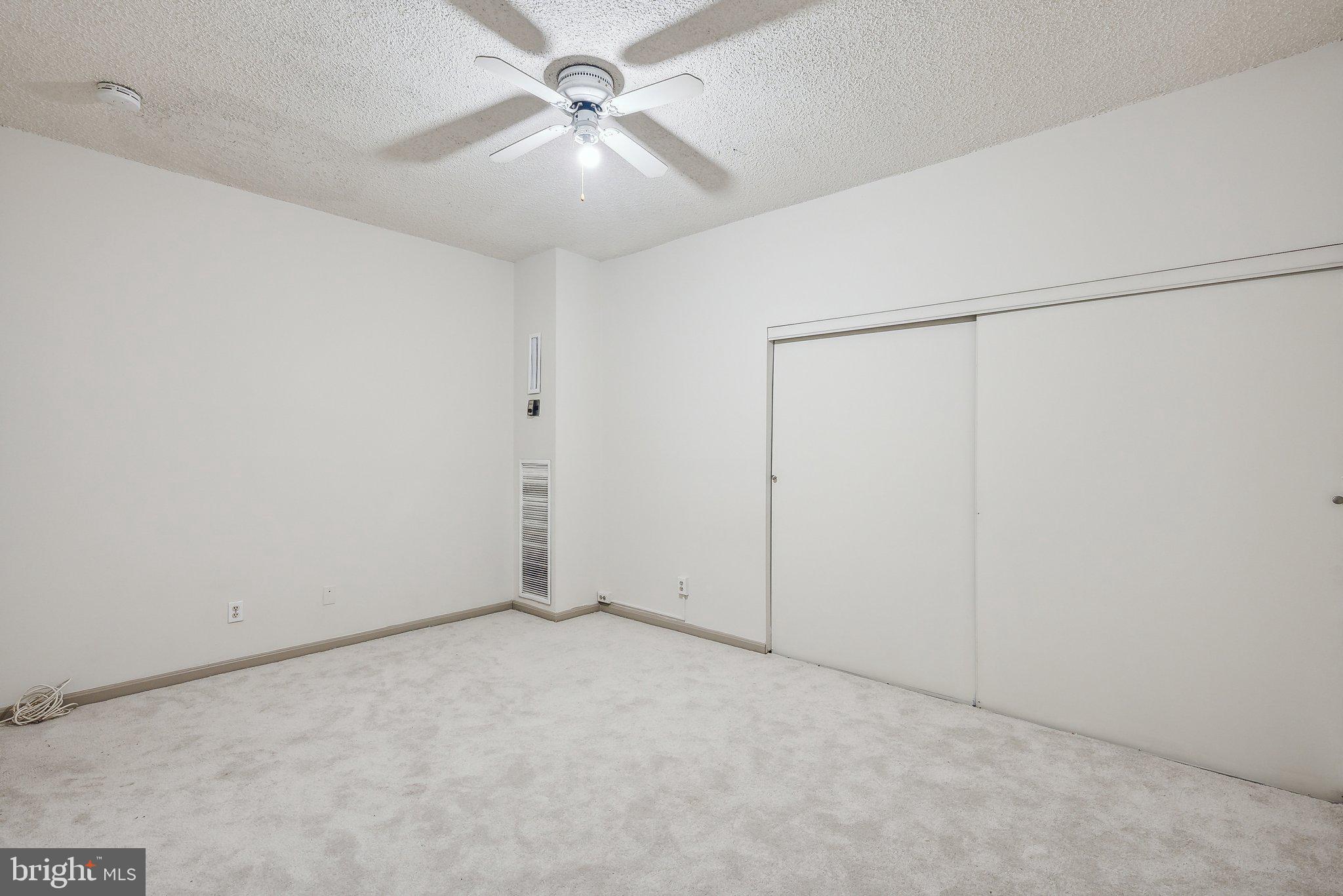 HIGHPOINTE - Residential Lease