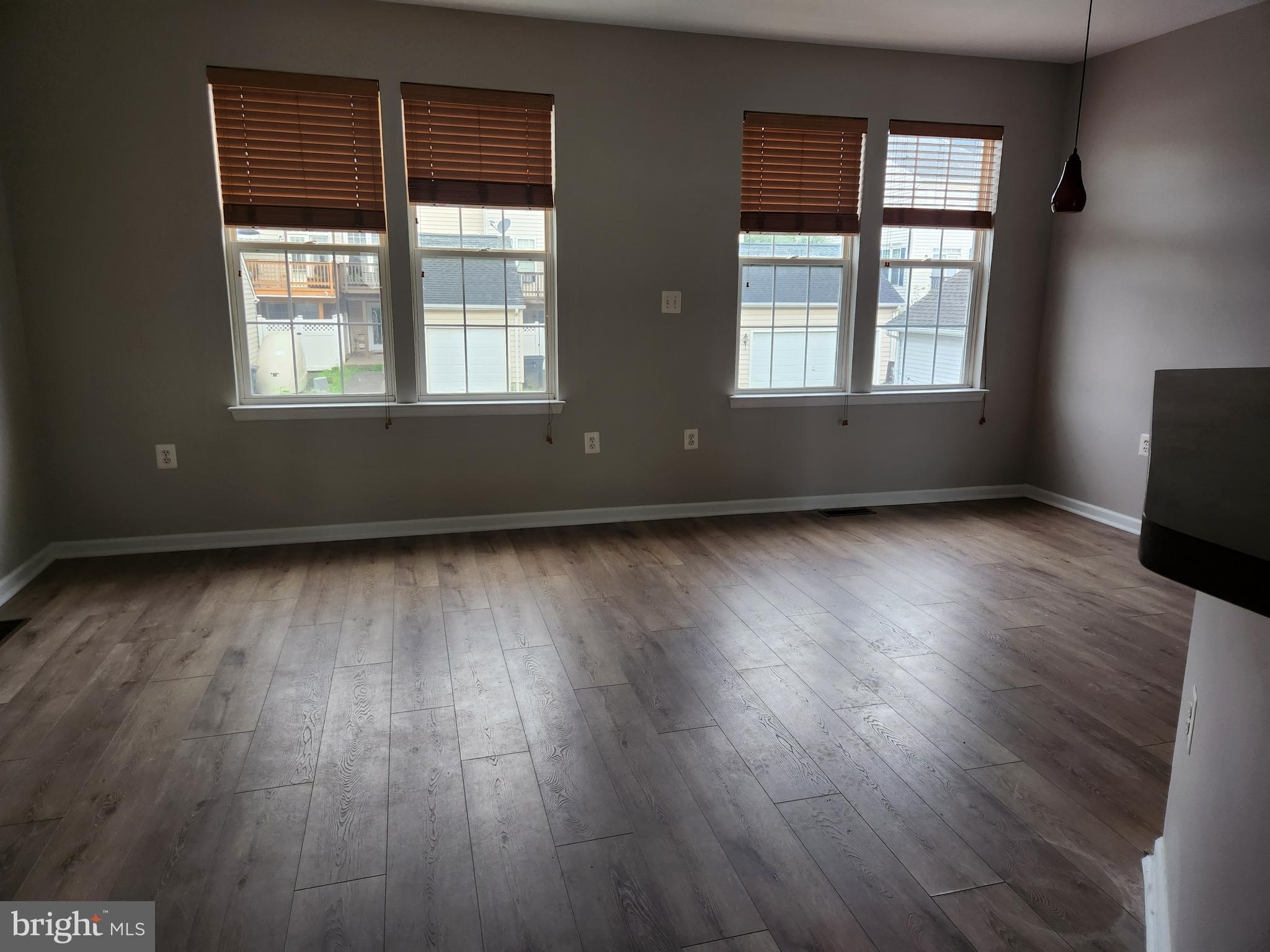 CHARLES TOWN - Residential Lease