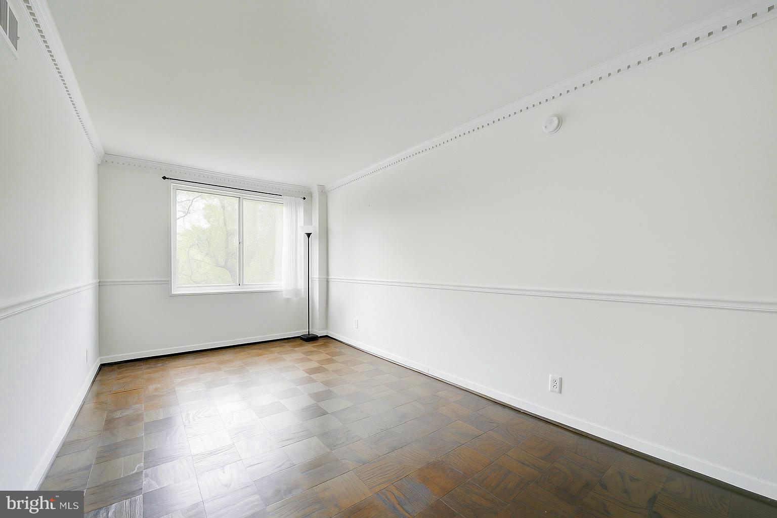 5406 CONNECTICUT AVENUE NW 705