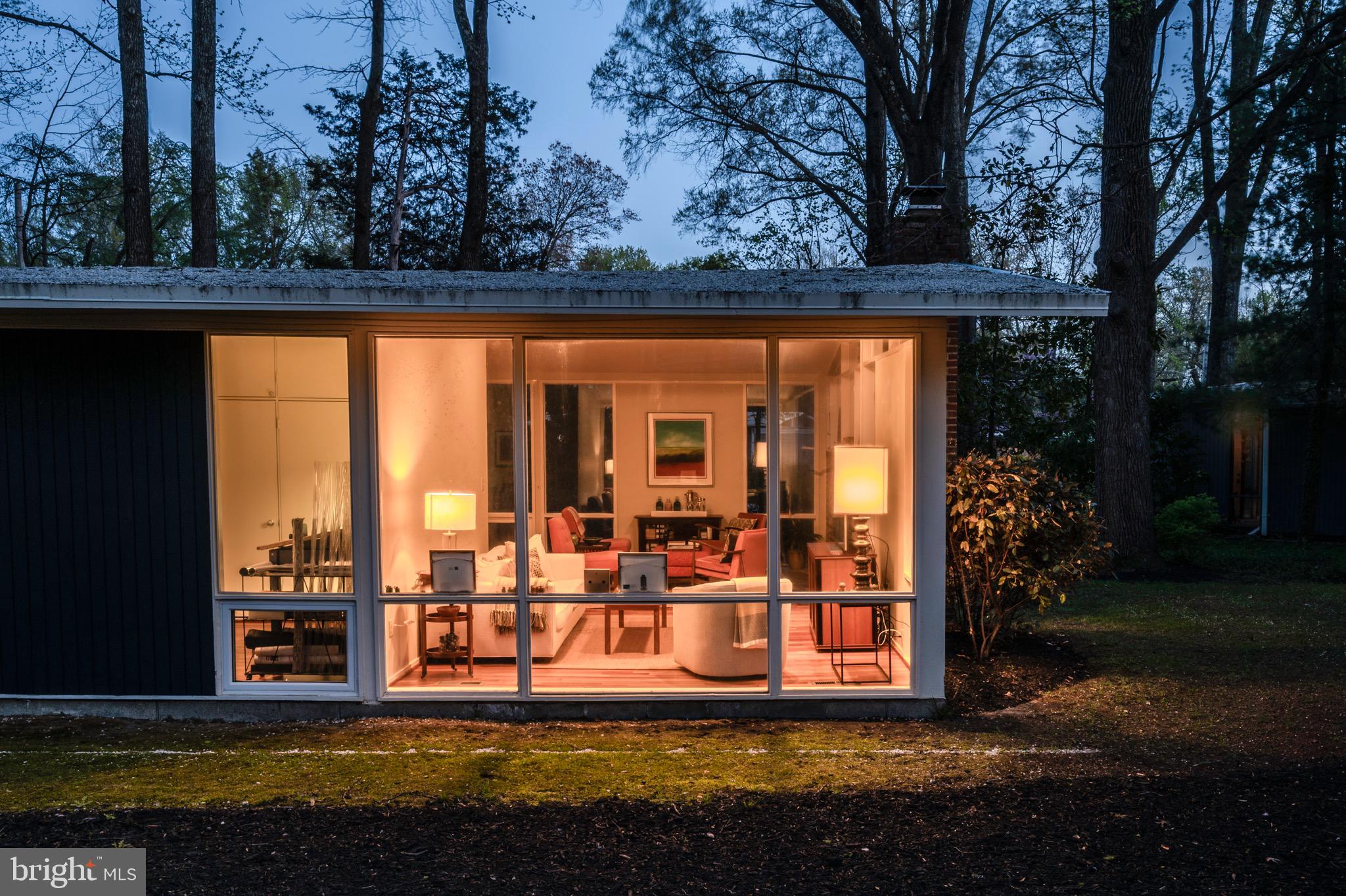 HOLLIN HILLS - Residential