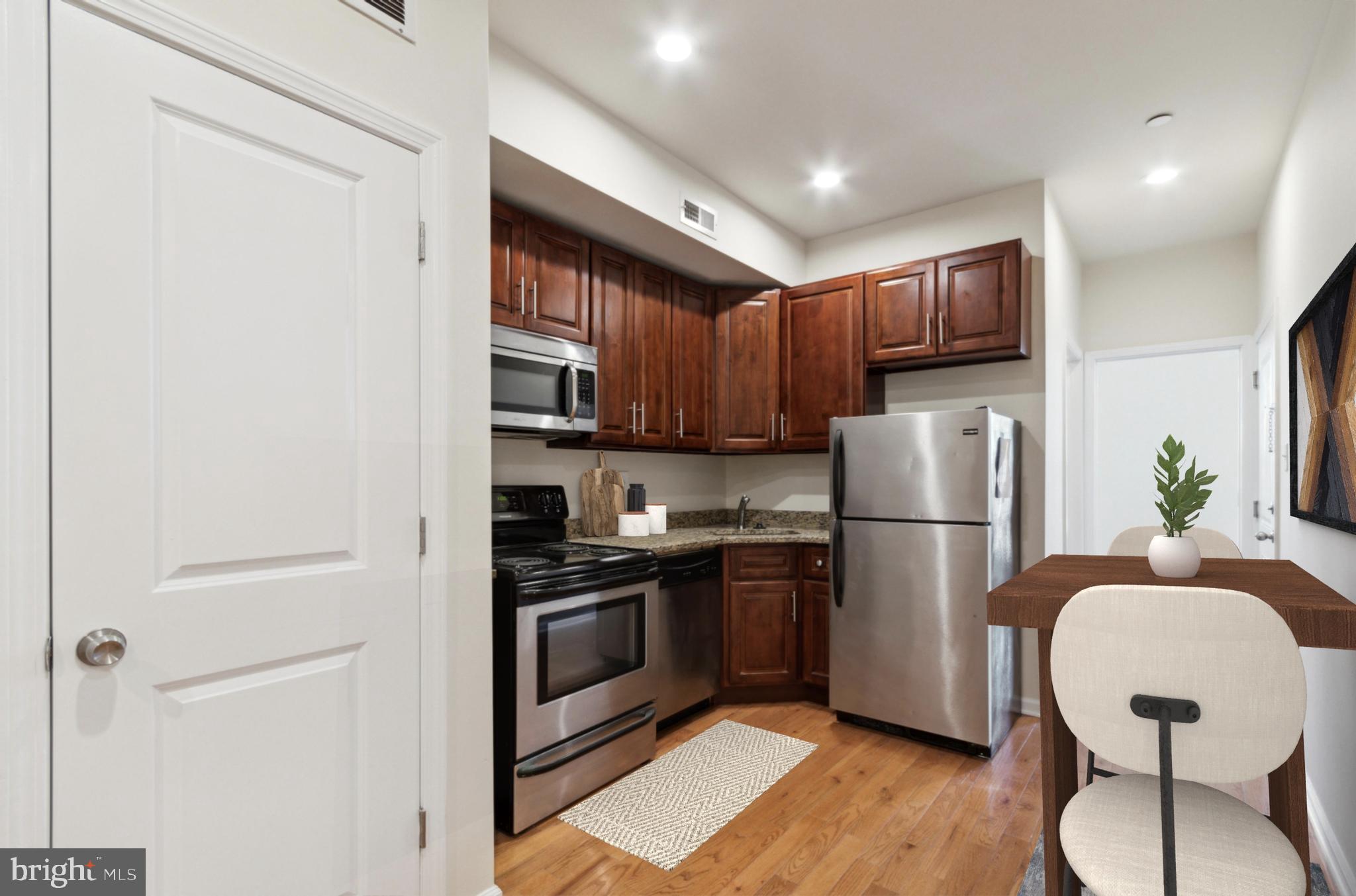 TEMPLE UNIVERSITY - Residential Lease