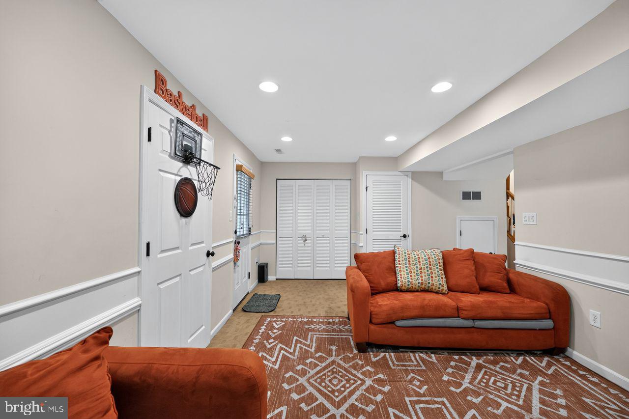 107 LAROSE DRIVE 107