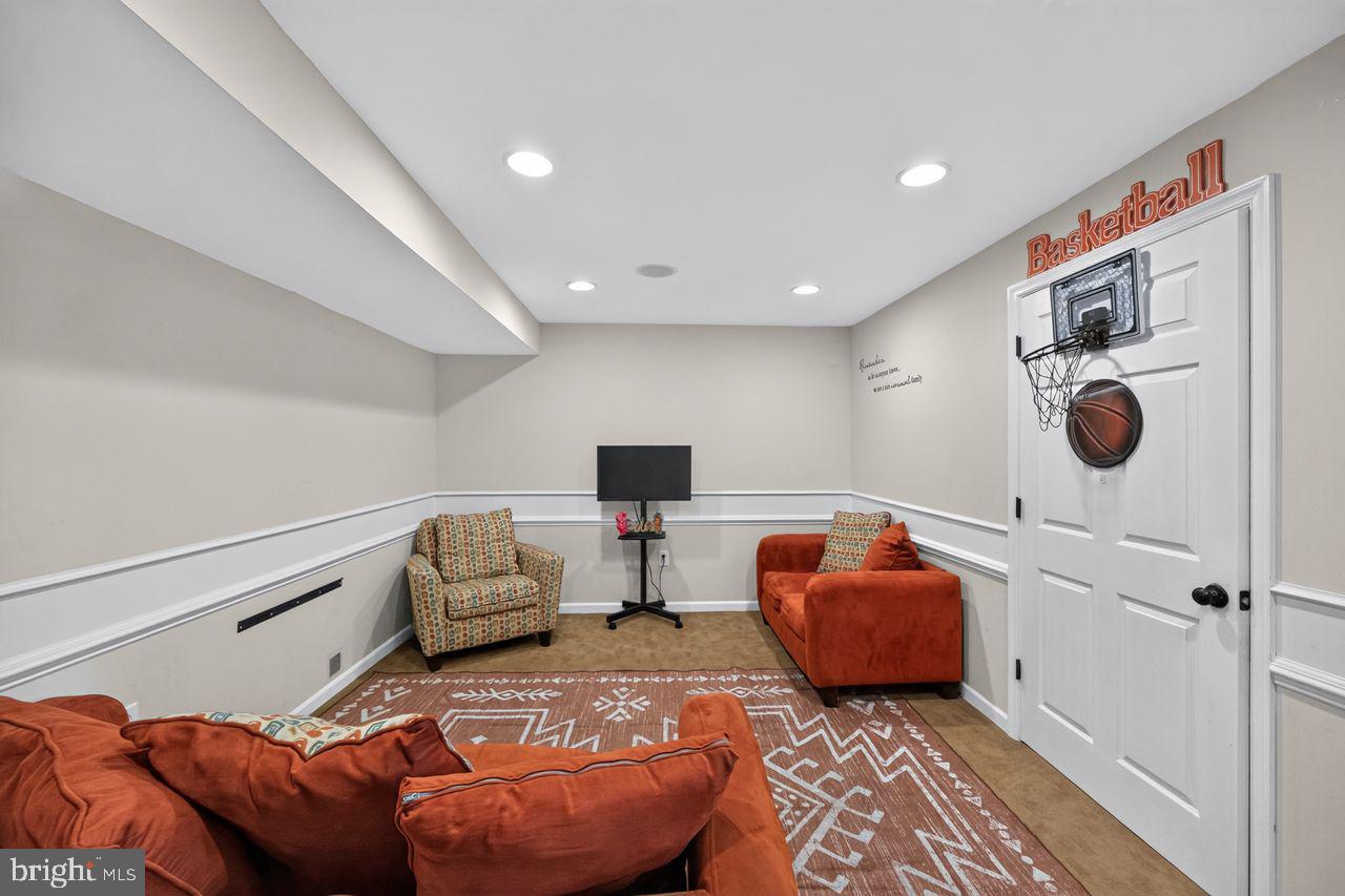 107 LAROSE DRIVE 107