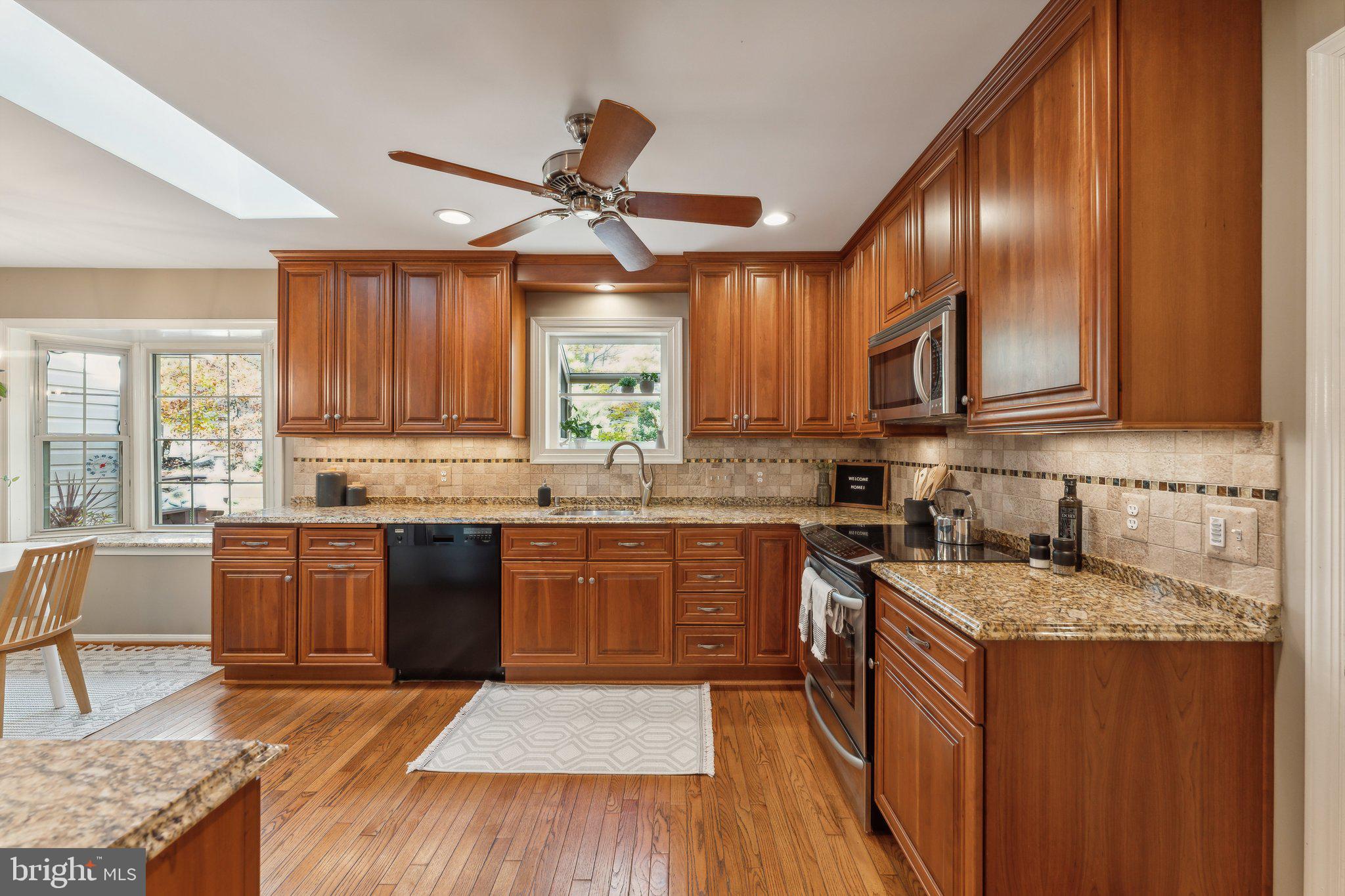 KENWOOD OAKS - Residential