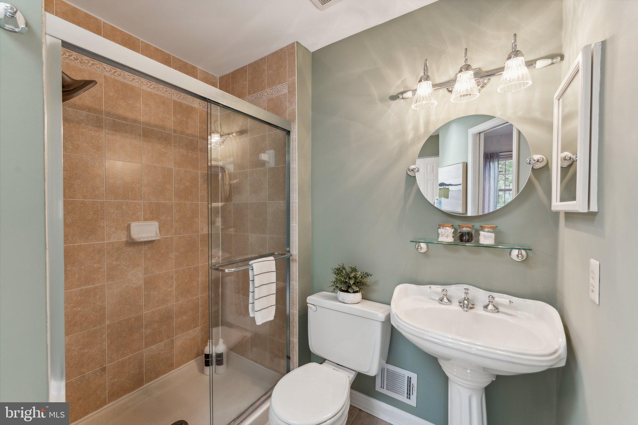 KENWOOD OAKS - Residential