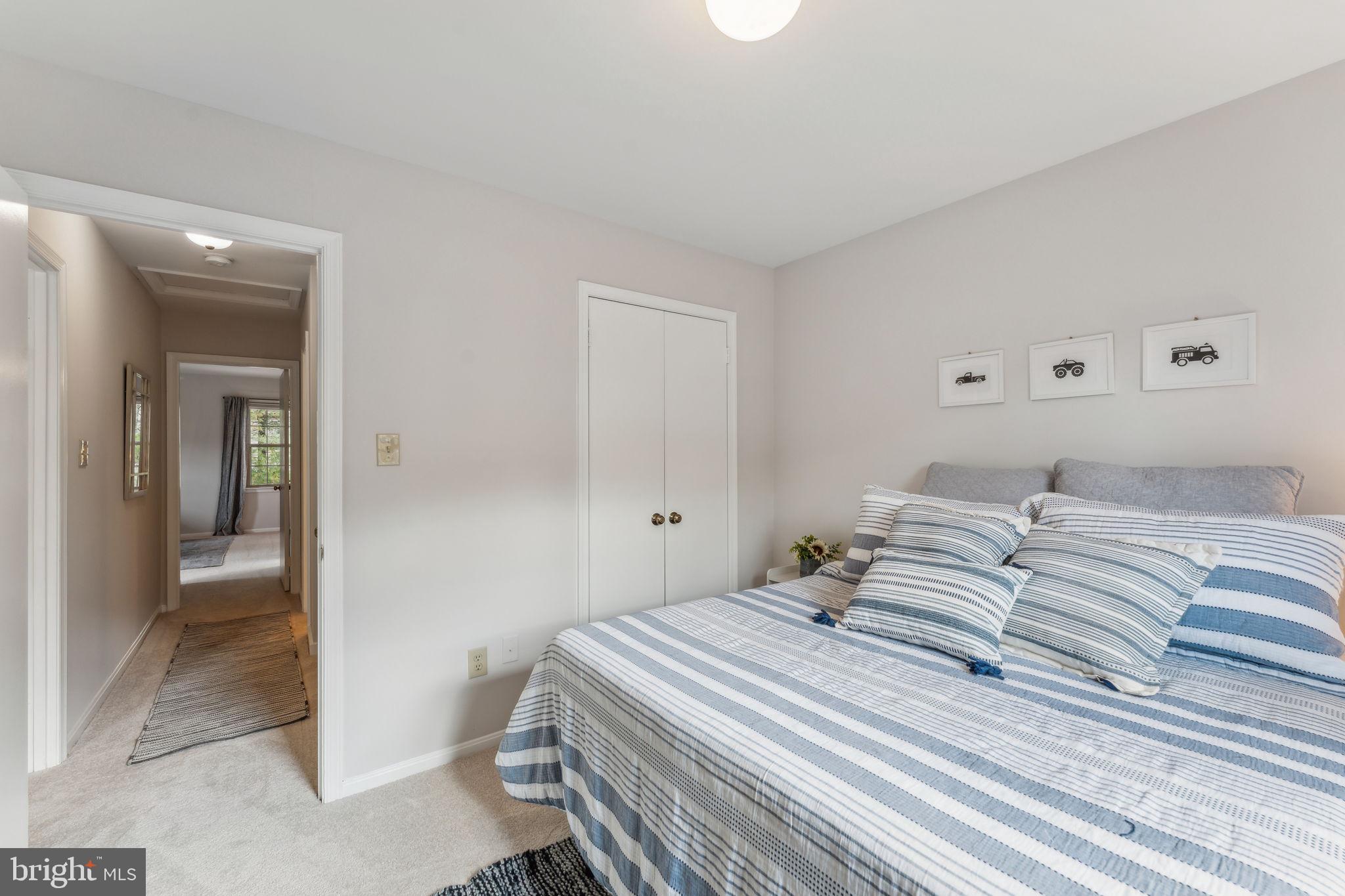 KENWOOD OAKS - Residential