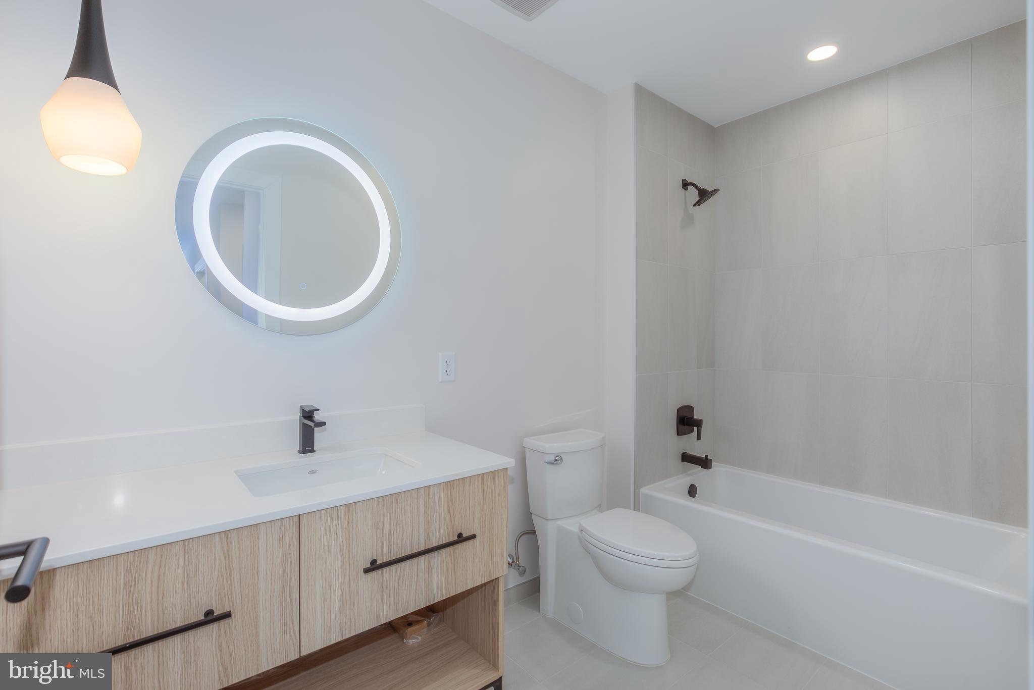 FALLS CHURCH CITY - Residential