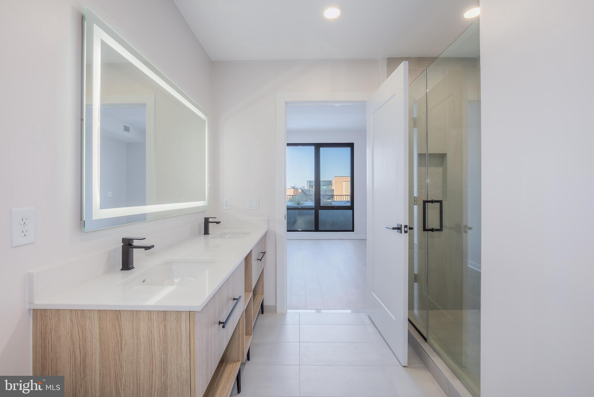 FALLS CHURCH CITY - Residential