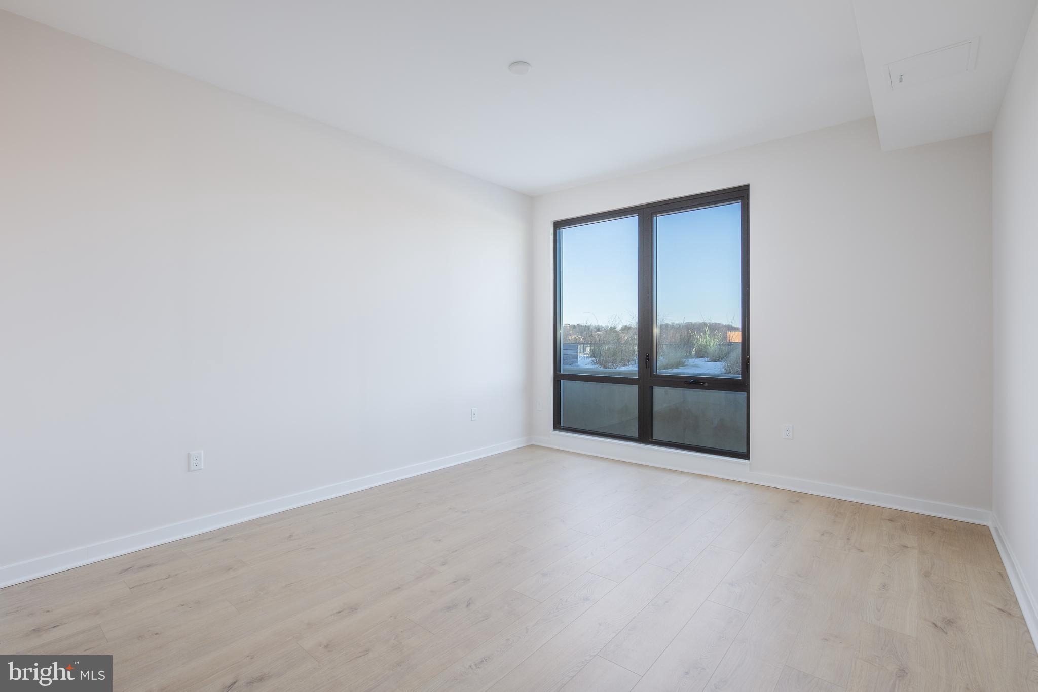 FALLS CHURCH CITY - Residential