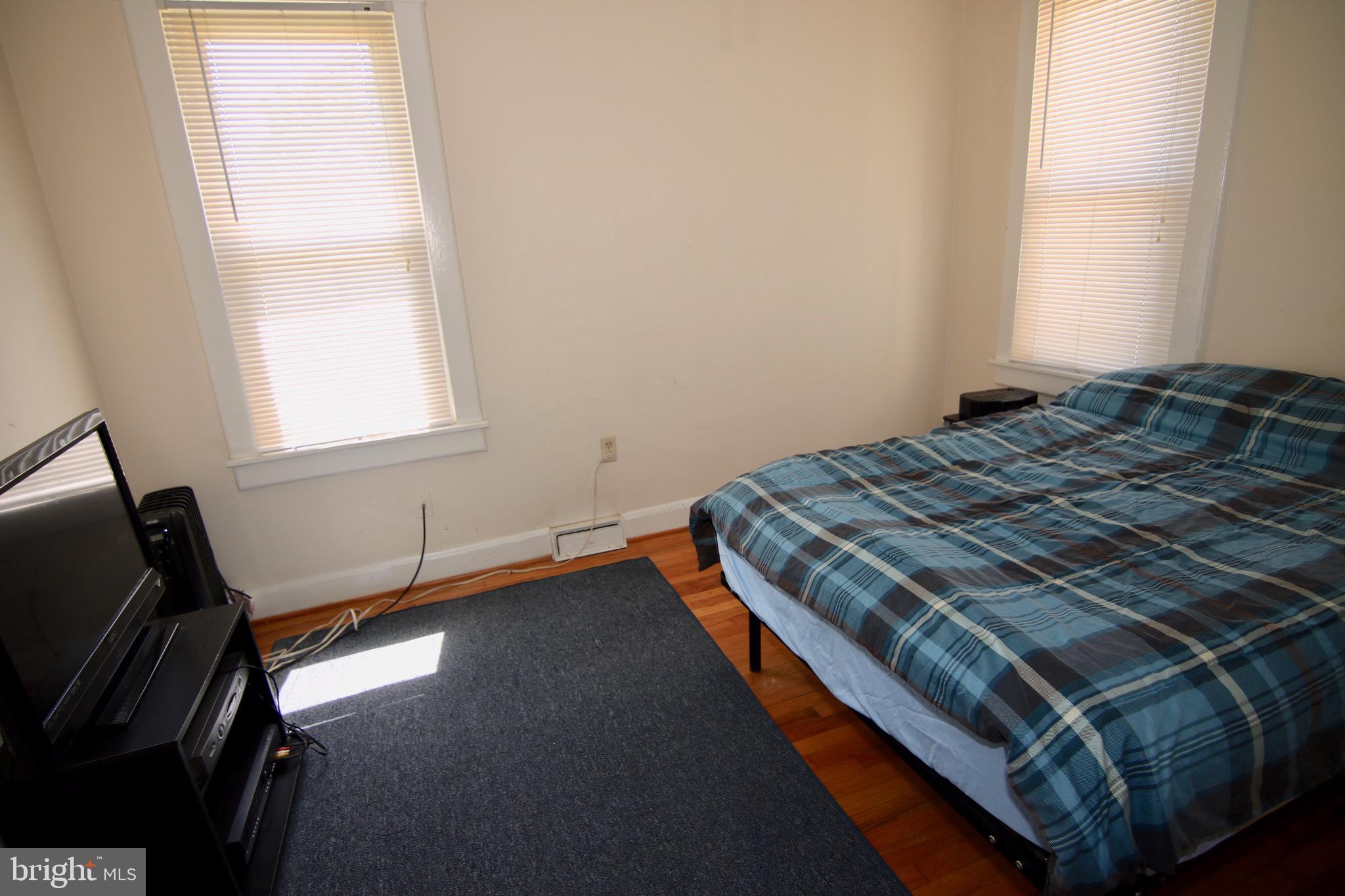 CEDARHURST - Residential