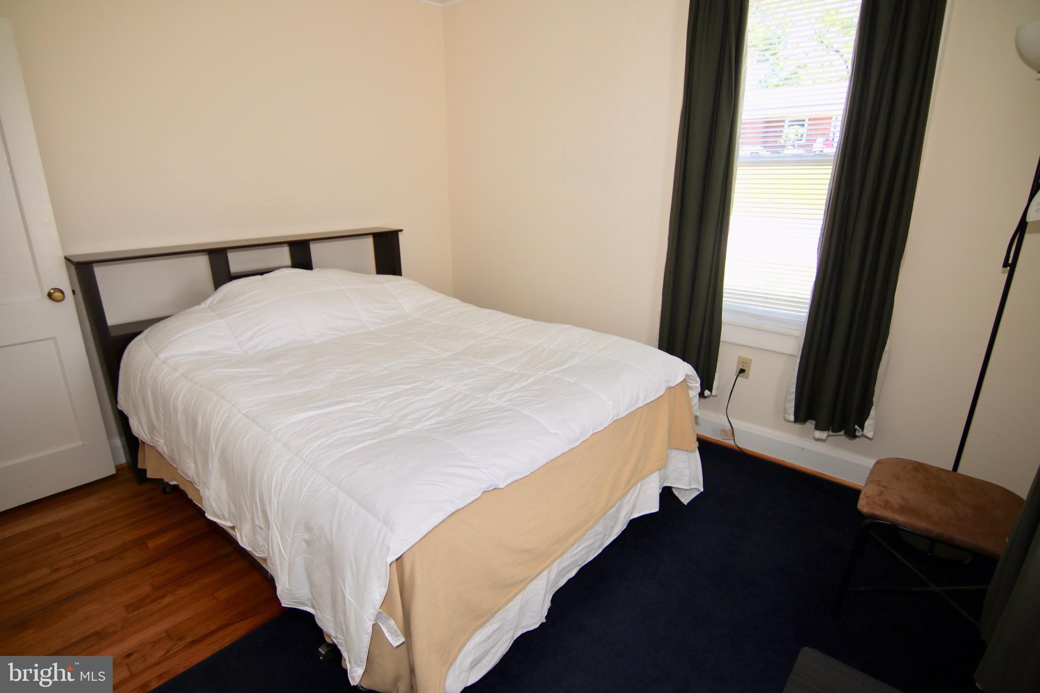 CEDARHURST - Residential