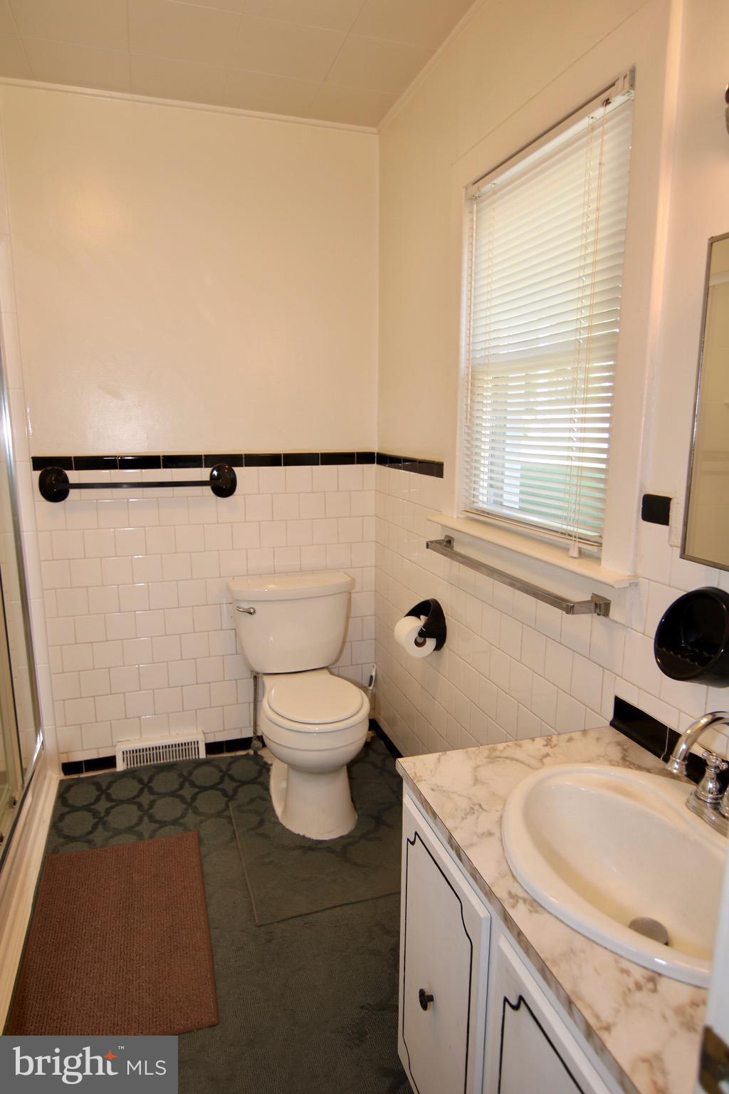 CEDARHURST - Residential