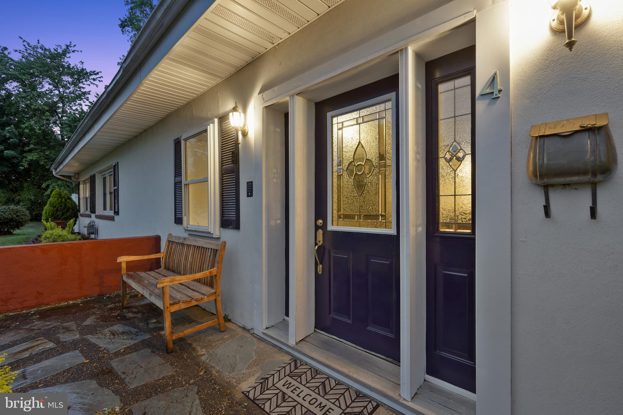 4 HAYES AVENUE