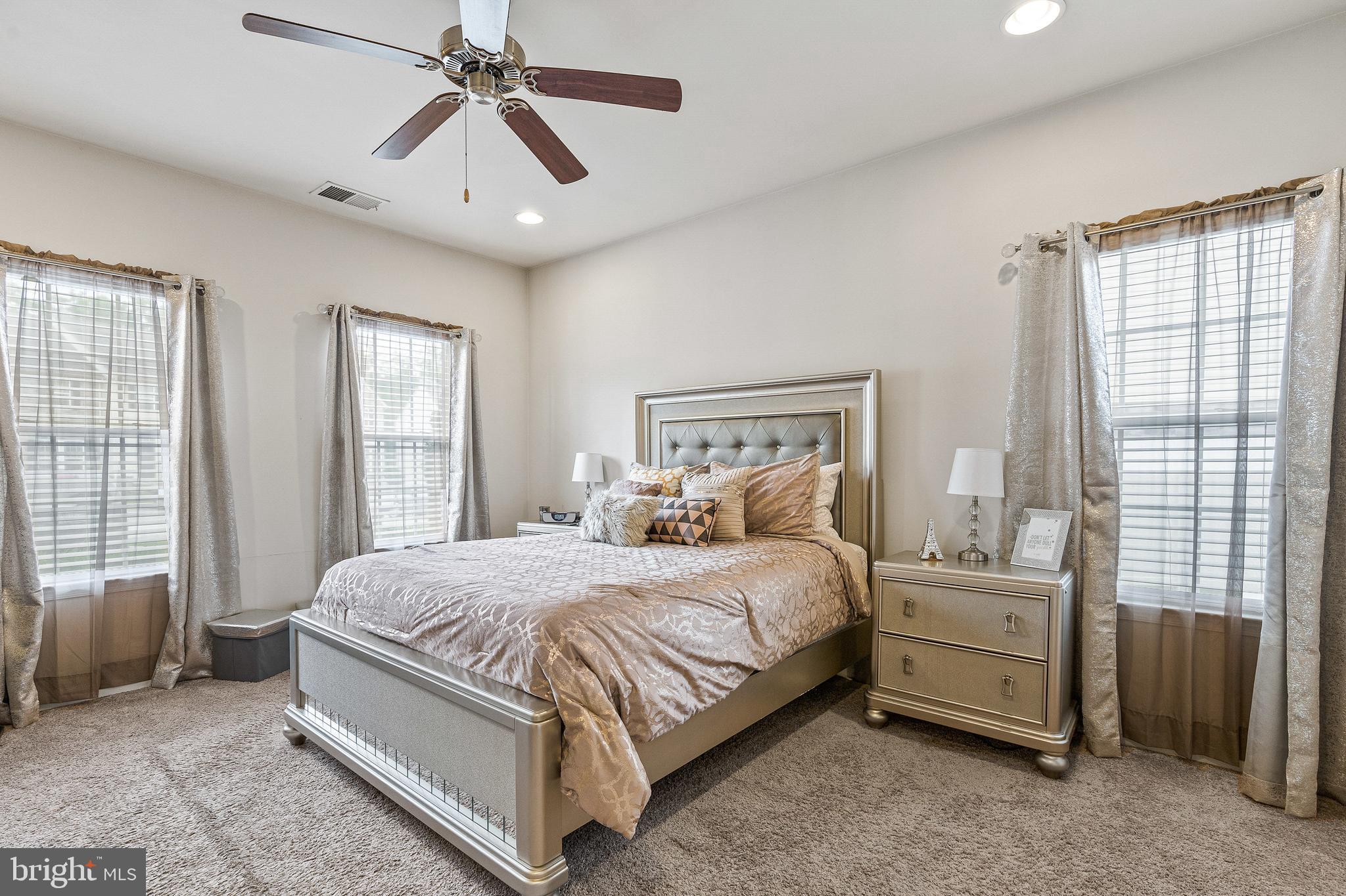 WYNDHOLME WOODS - Residential