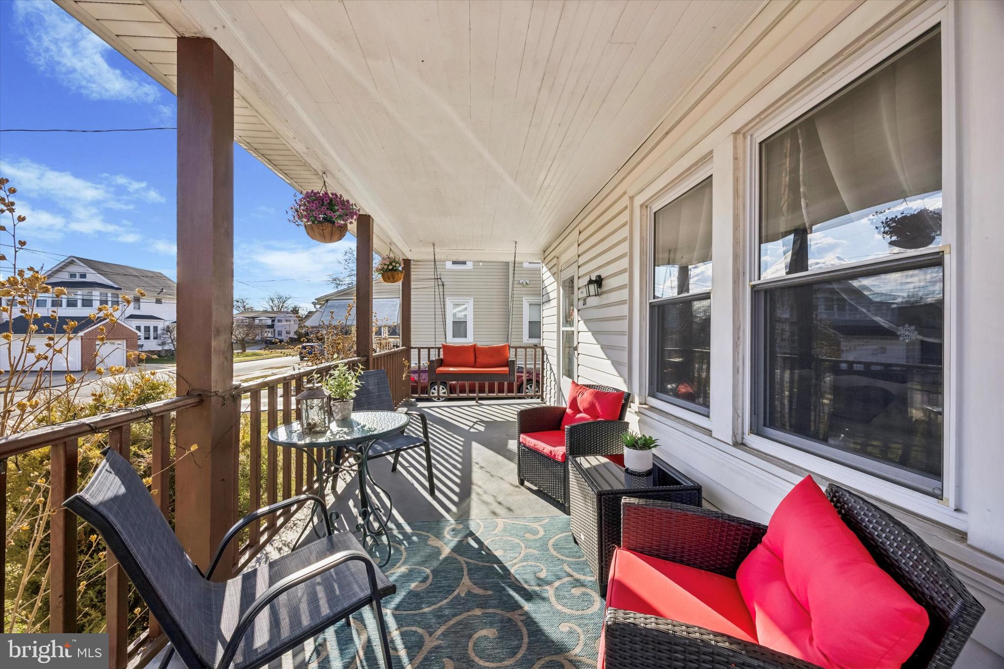 20 N LLANWELLYN AVENUE