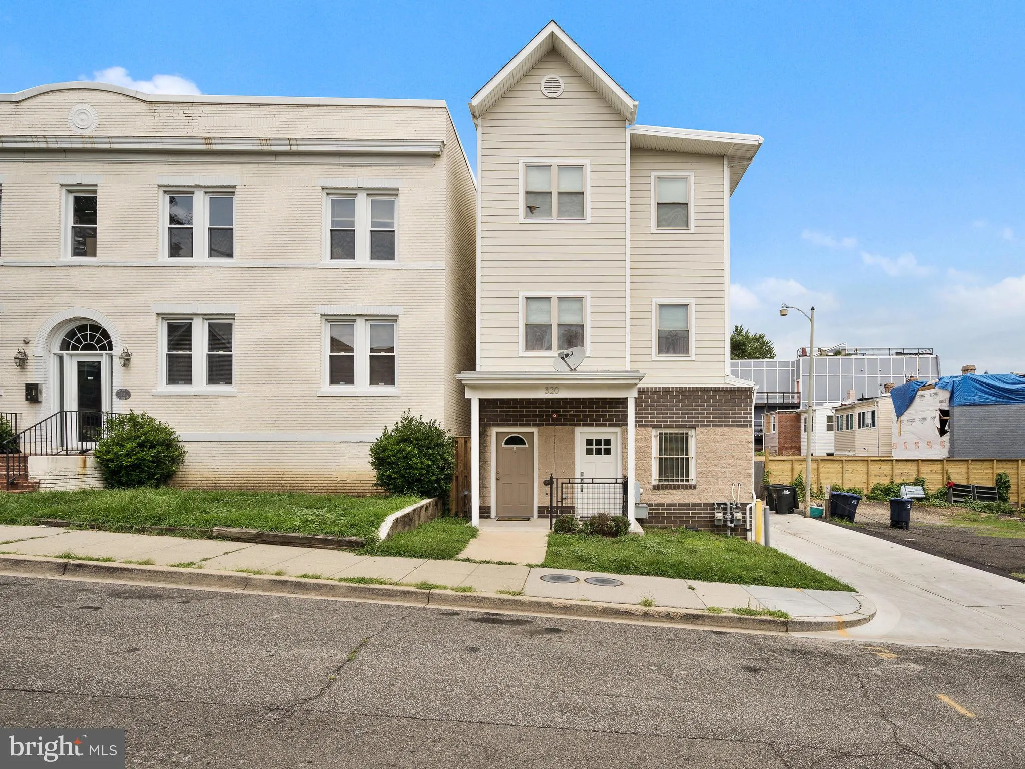 320 V Street NE Unit A, Washington, DC 20002