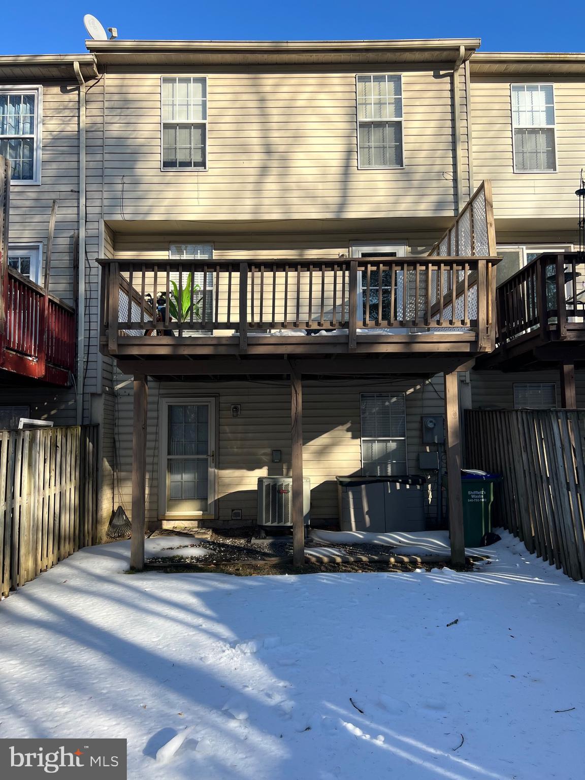 STONE RIVER - Residential